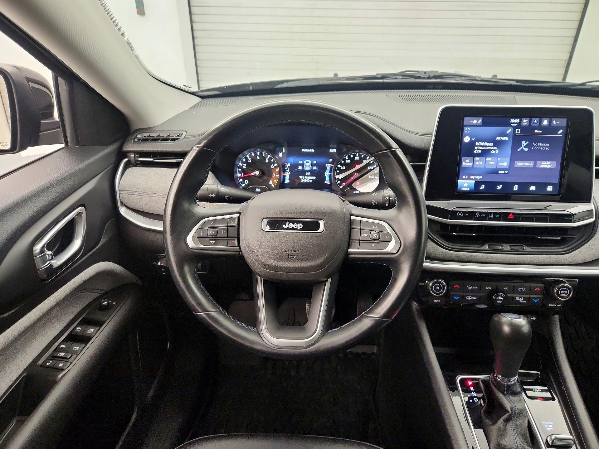 Thumbnail: 2022 Jeep Compass - 10
