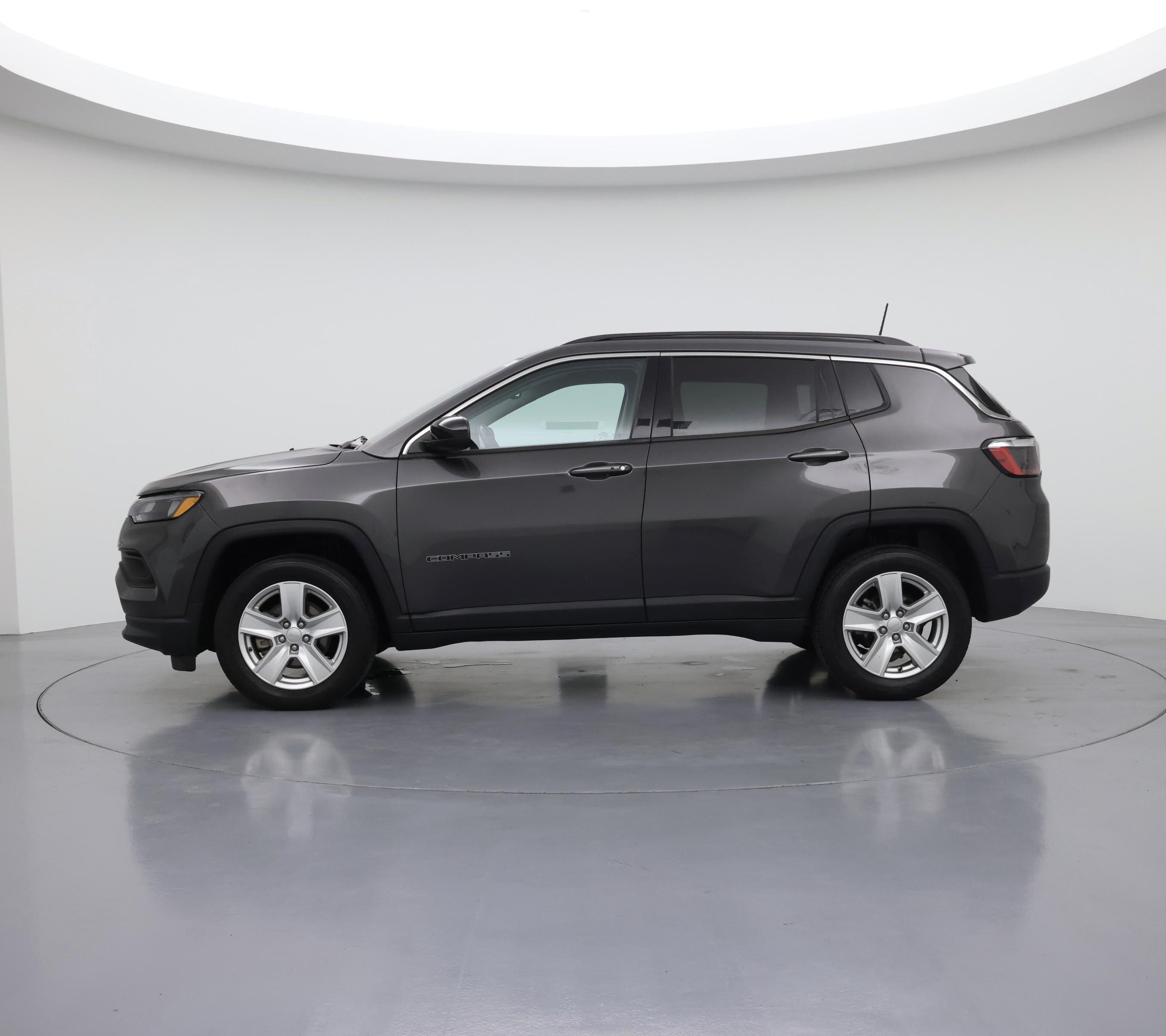 Thumbnail: 2022 Jeep Compass - 3