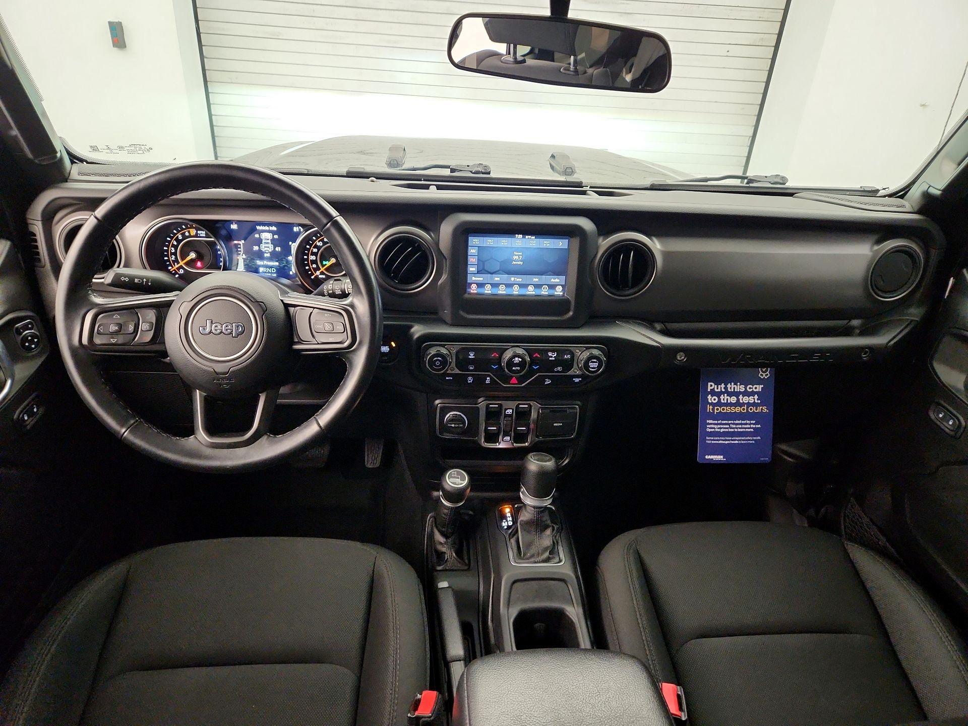 Thumbnail: 2021 Jeep Wrangler - 9