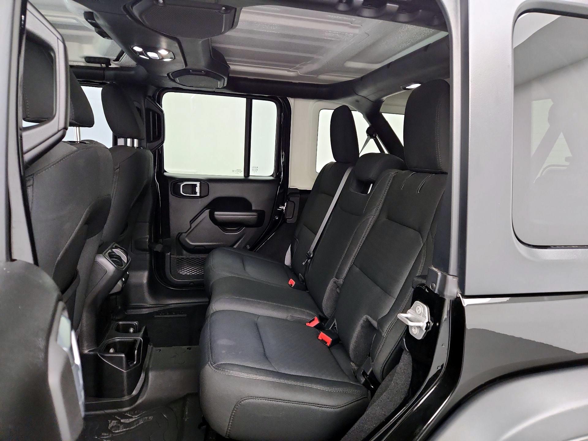 Thumbnail: 2021 Jeep Wrangler - 19
