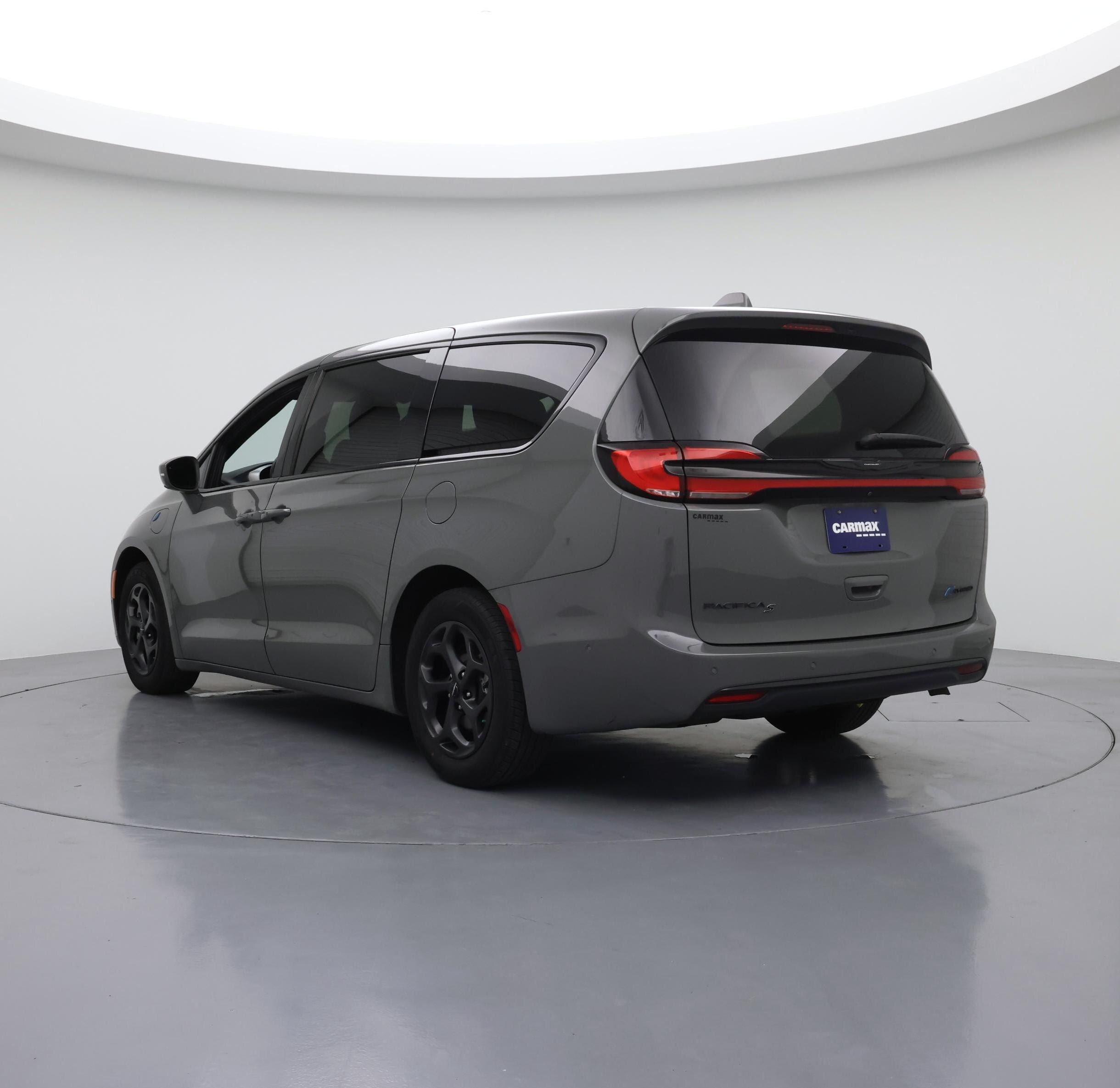 Thumbnail: 2022 Chrysler Pacifica - 2
