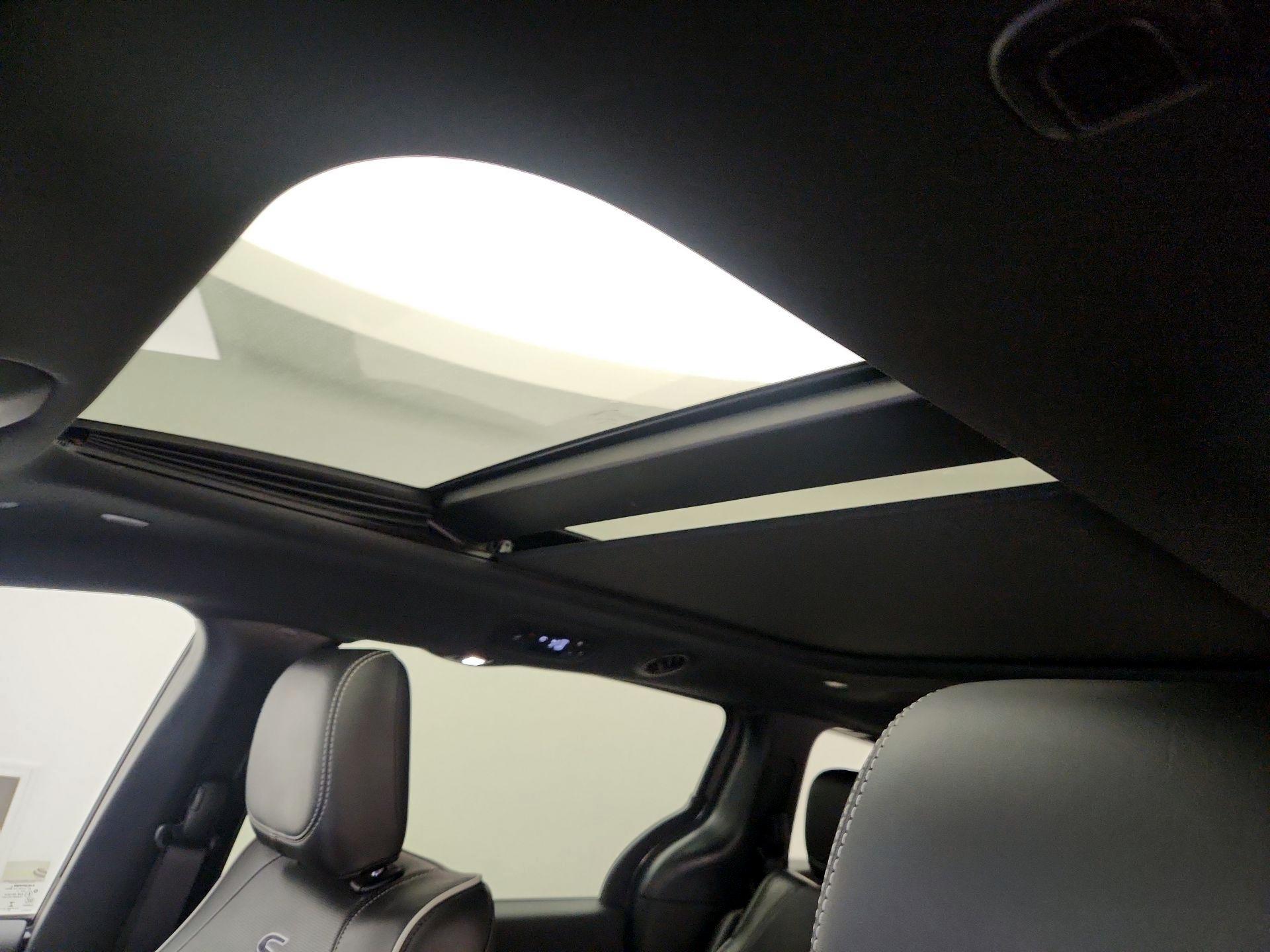 Thumbnail: 2022 Chrysler Pacifica - 20