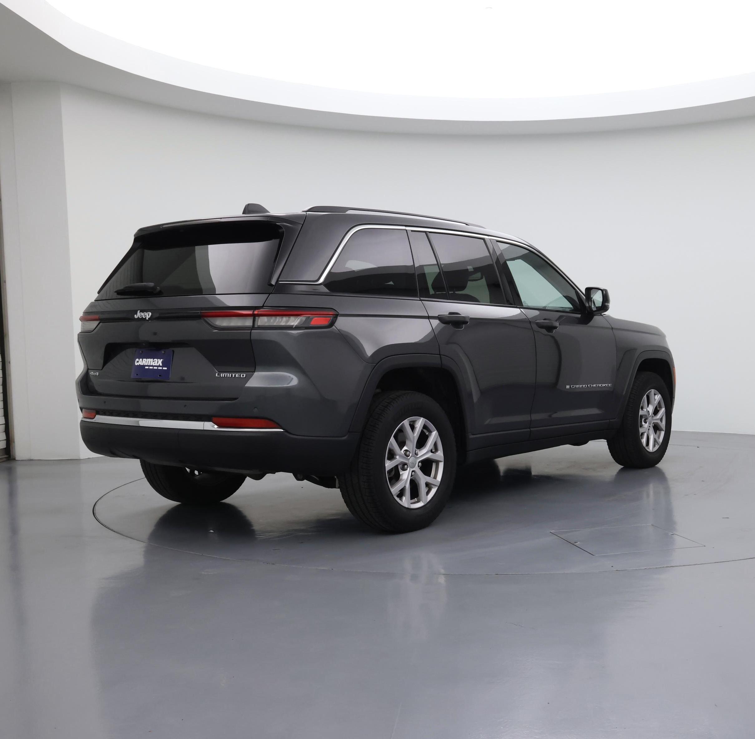 Thumbnail: 2022 Jeep Grand Cherokee - 8