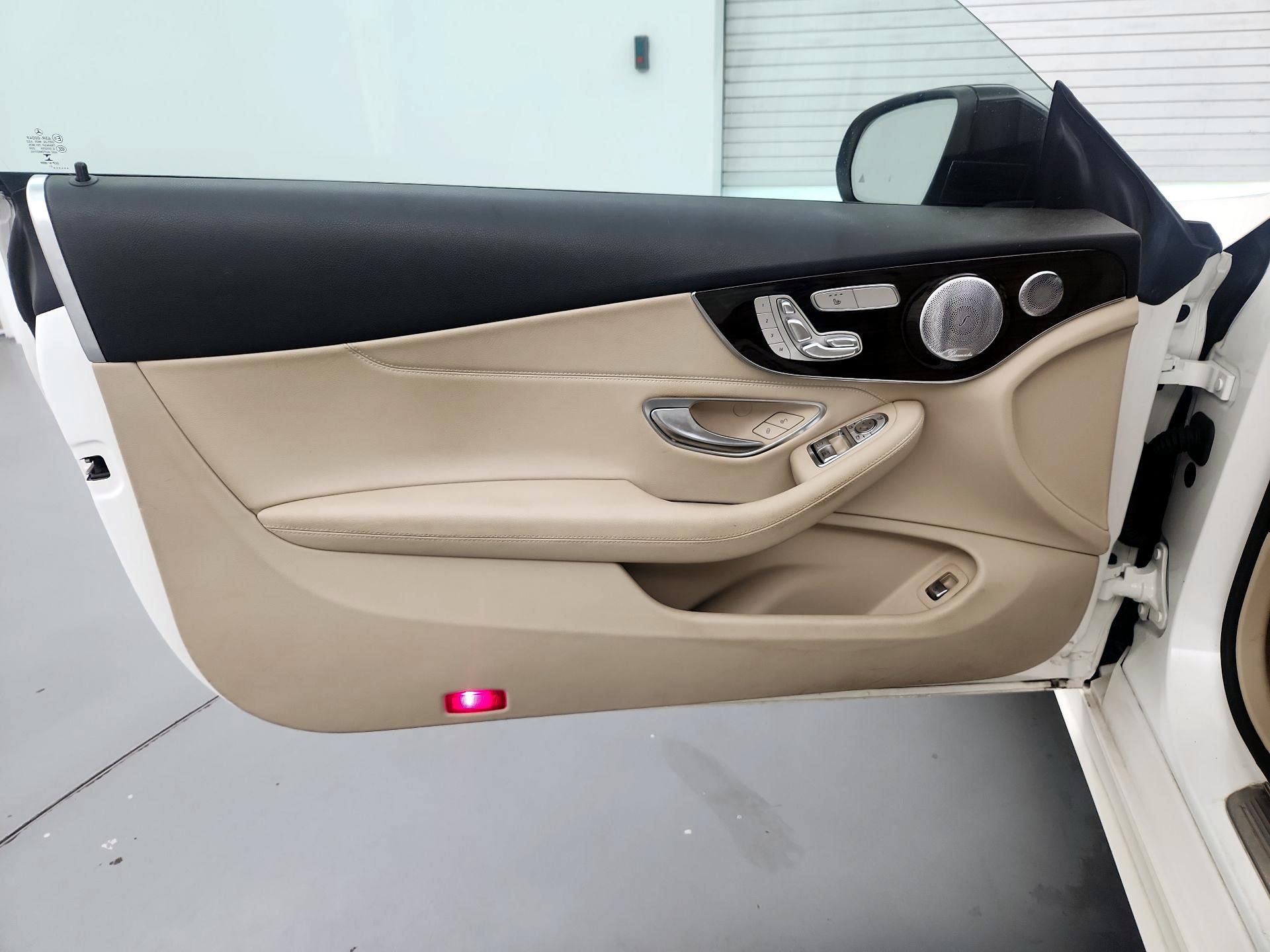 Thumbnail: 2021 Mercedes-Benz C-Class - 12