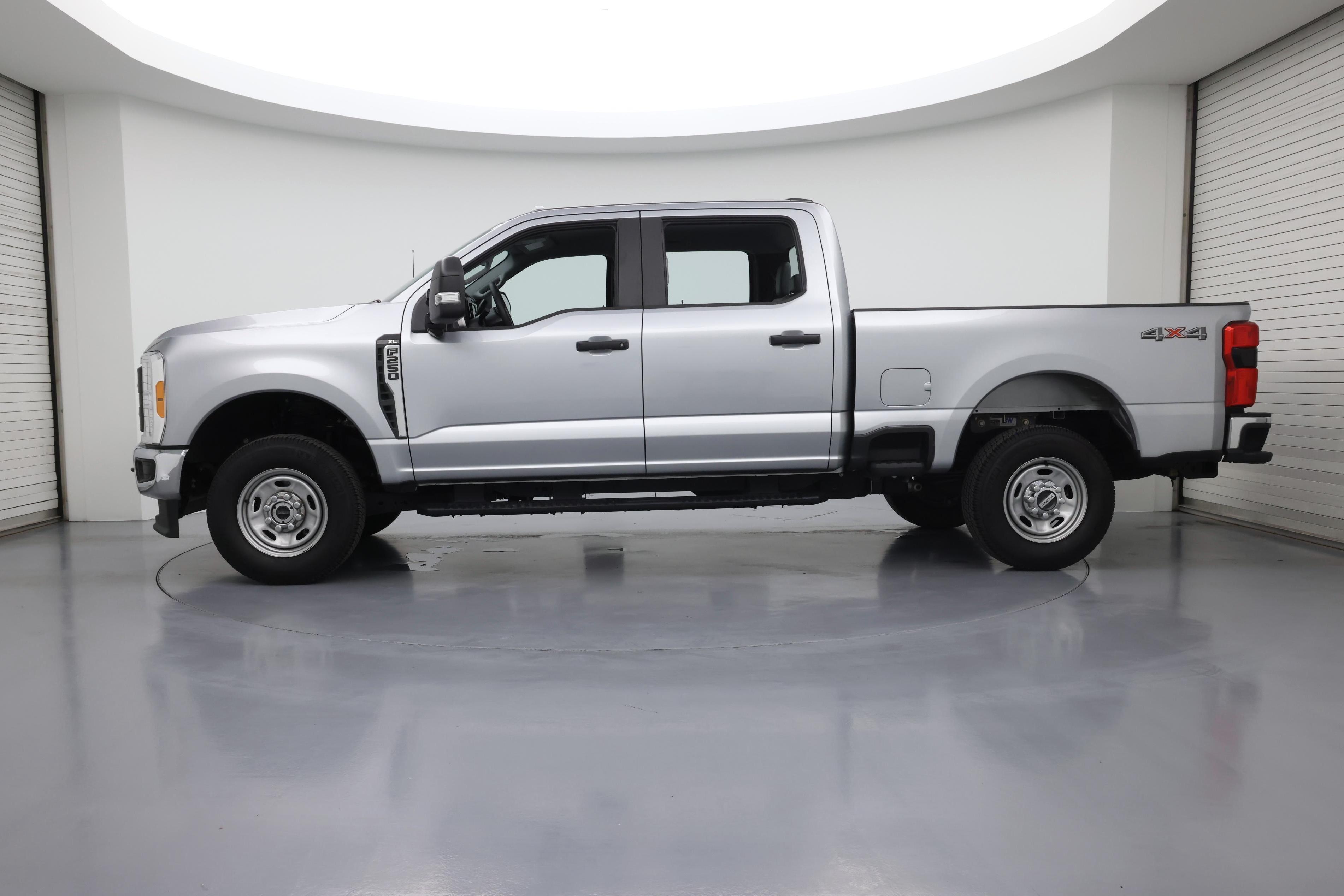 Thumbnail: 2023 Ford F-250 - 3