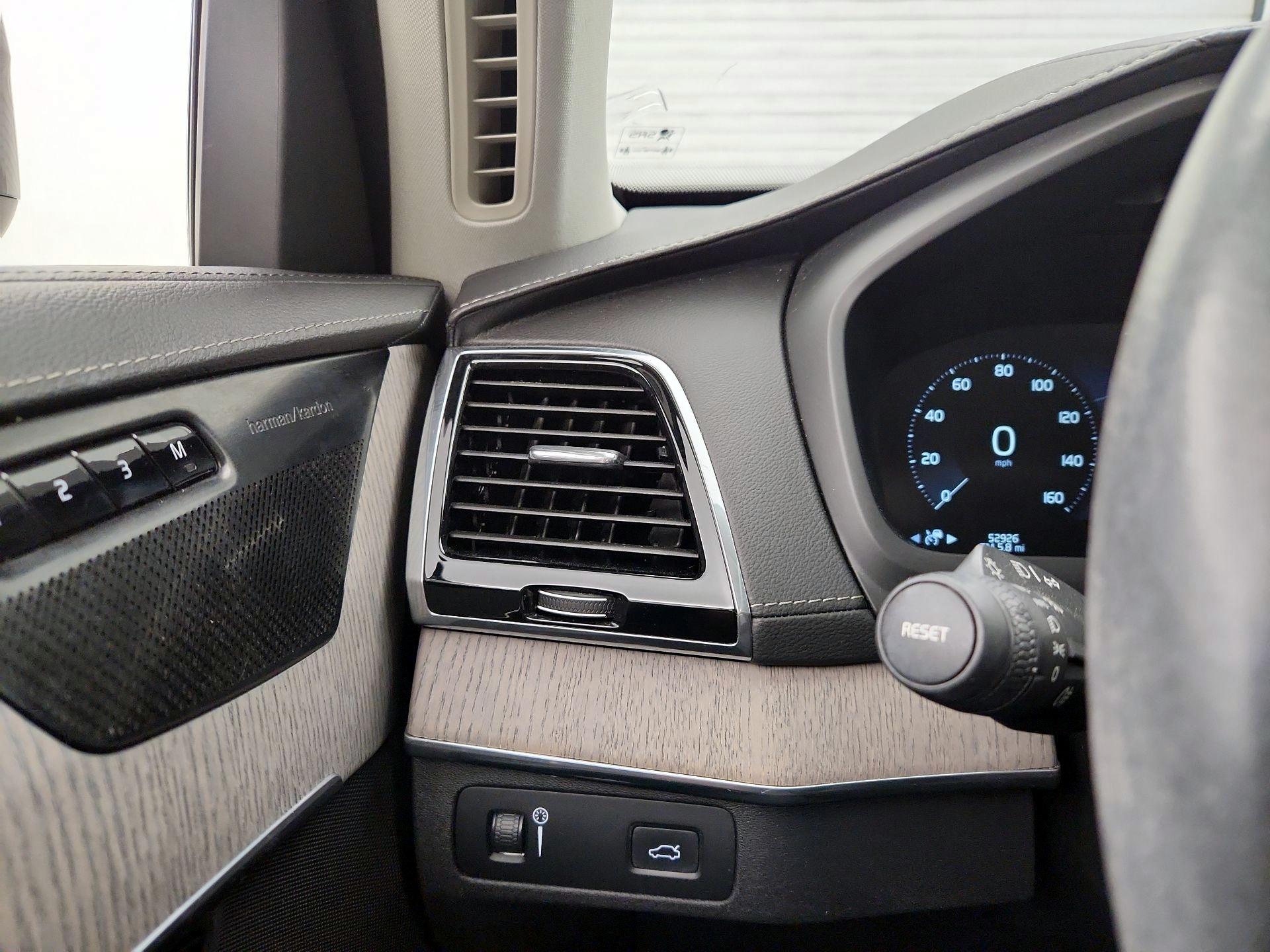 Thumbnail: 2020 Volvo XC90 - 13