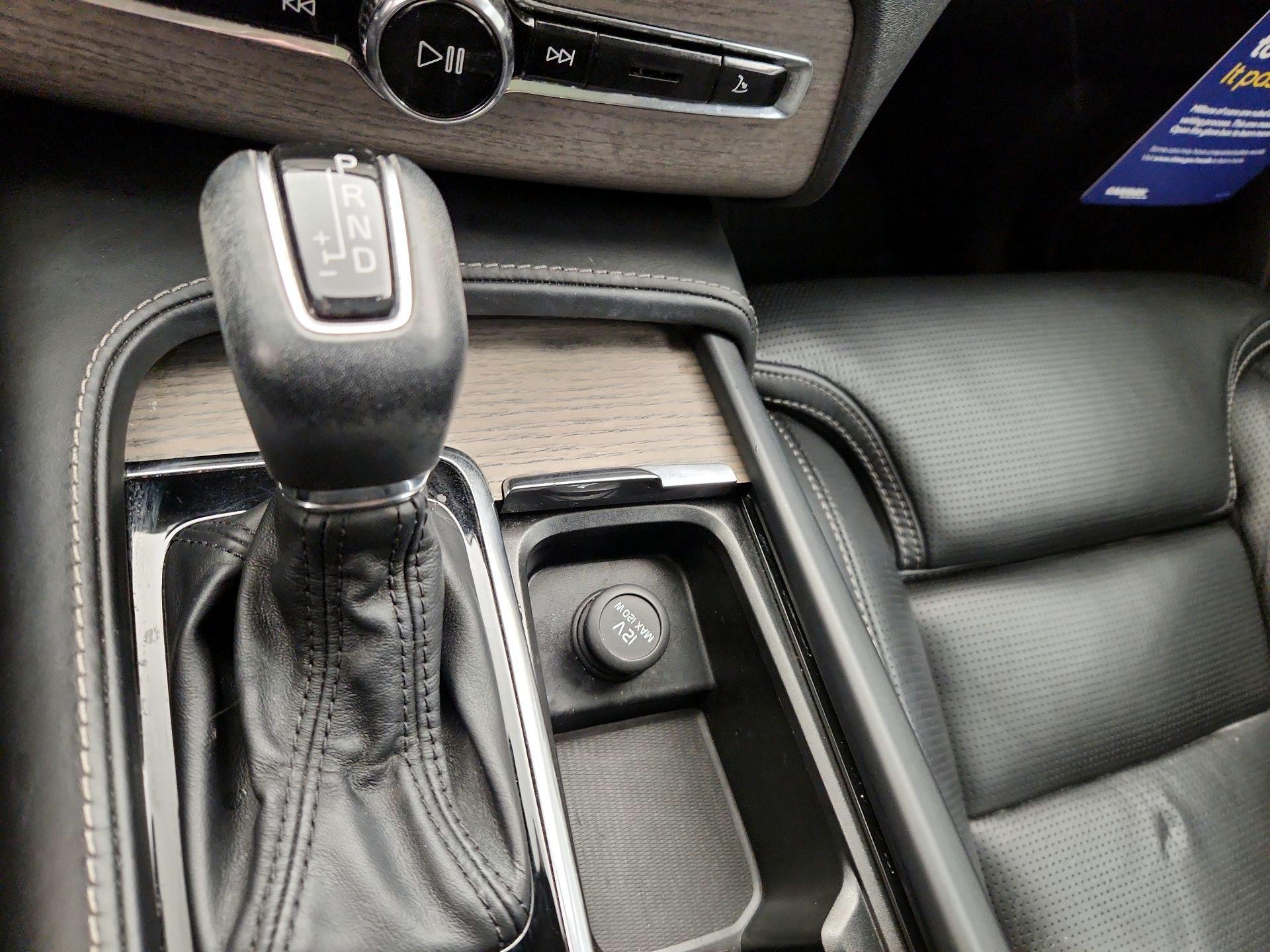 Thumbnail: 2020 Volvo XC90 - 18
