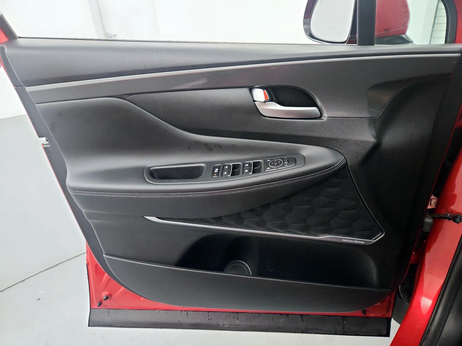 Thumbnail: 2022 Hyundai Santa Fe - 12