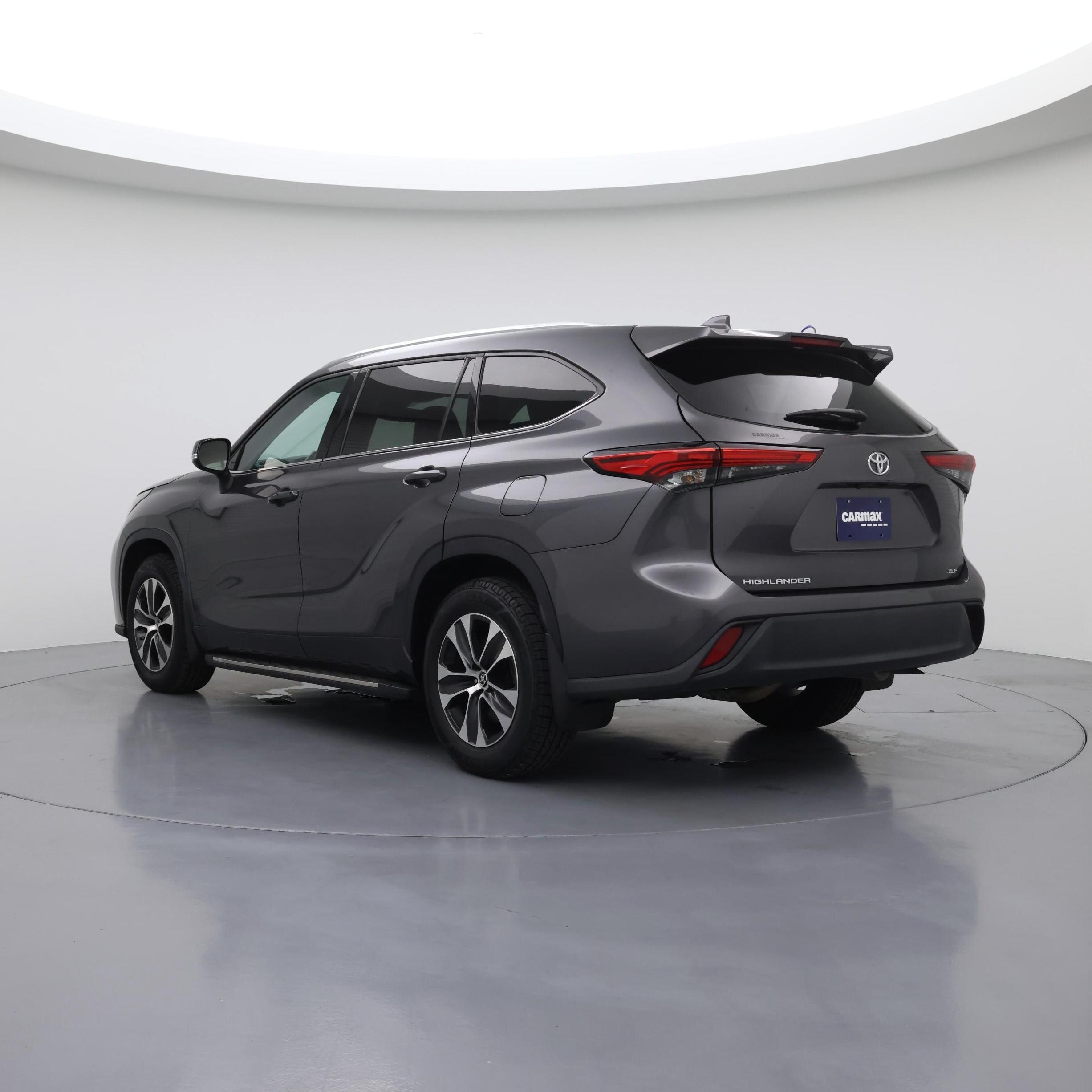 Thumbnail: 2021 Toyota Highlander - 2
