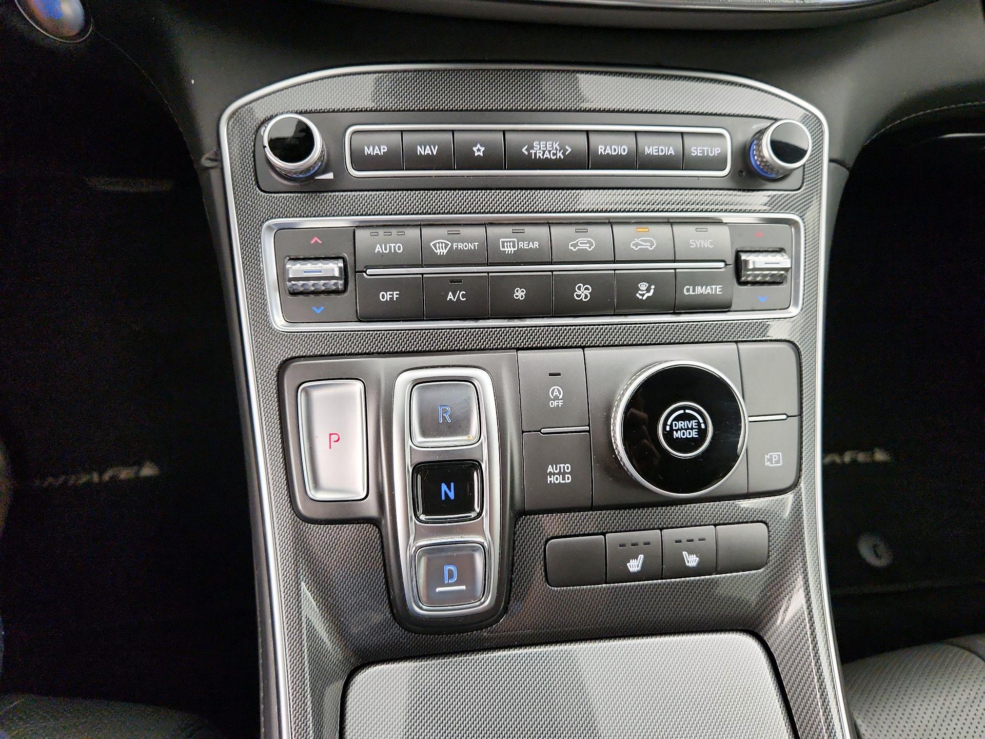 Thumbnail: 2021 Hyundai Santa Fe - 17