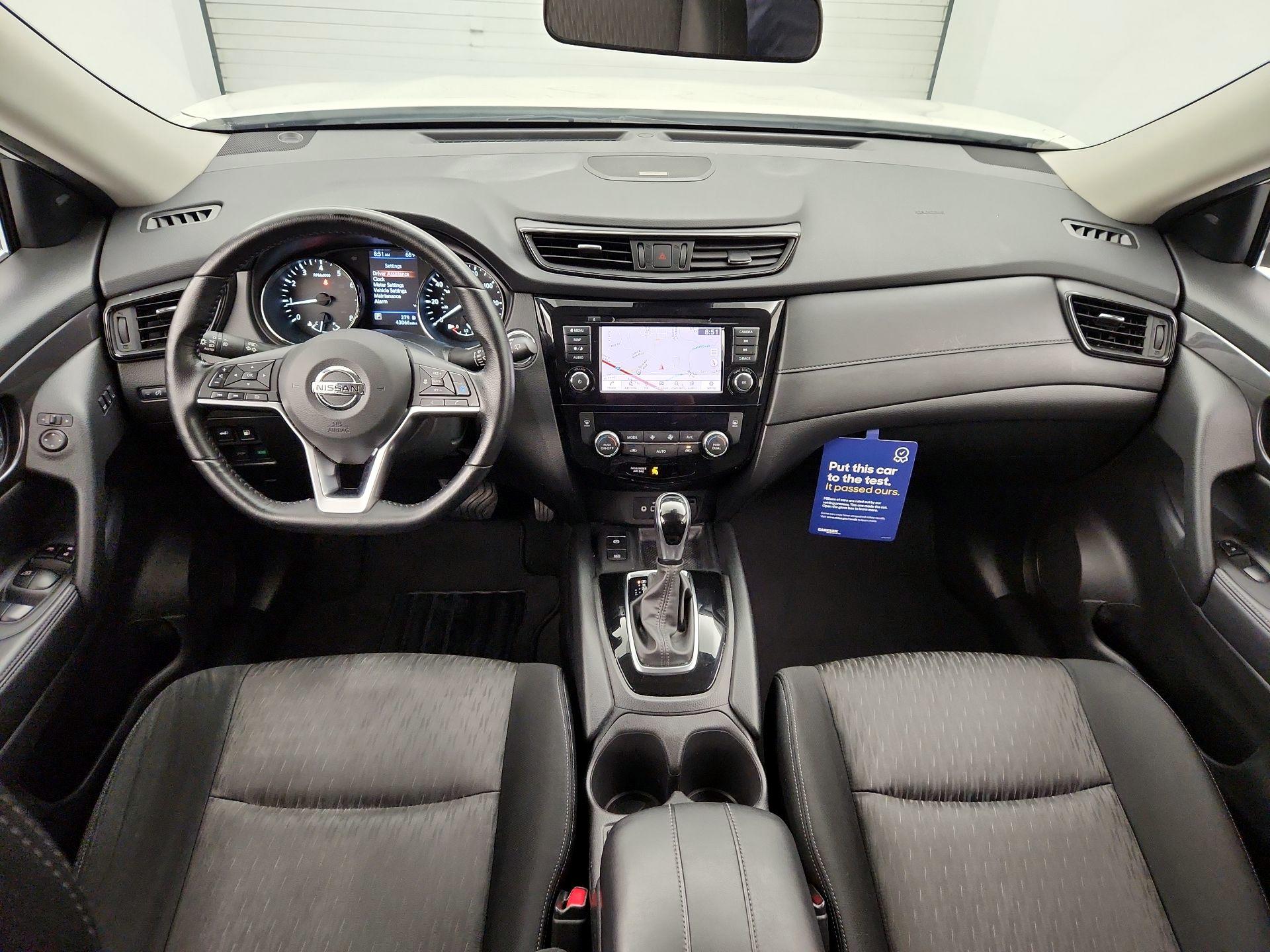 Thumbnail: 2020 Nissan Rogue - 9