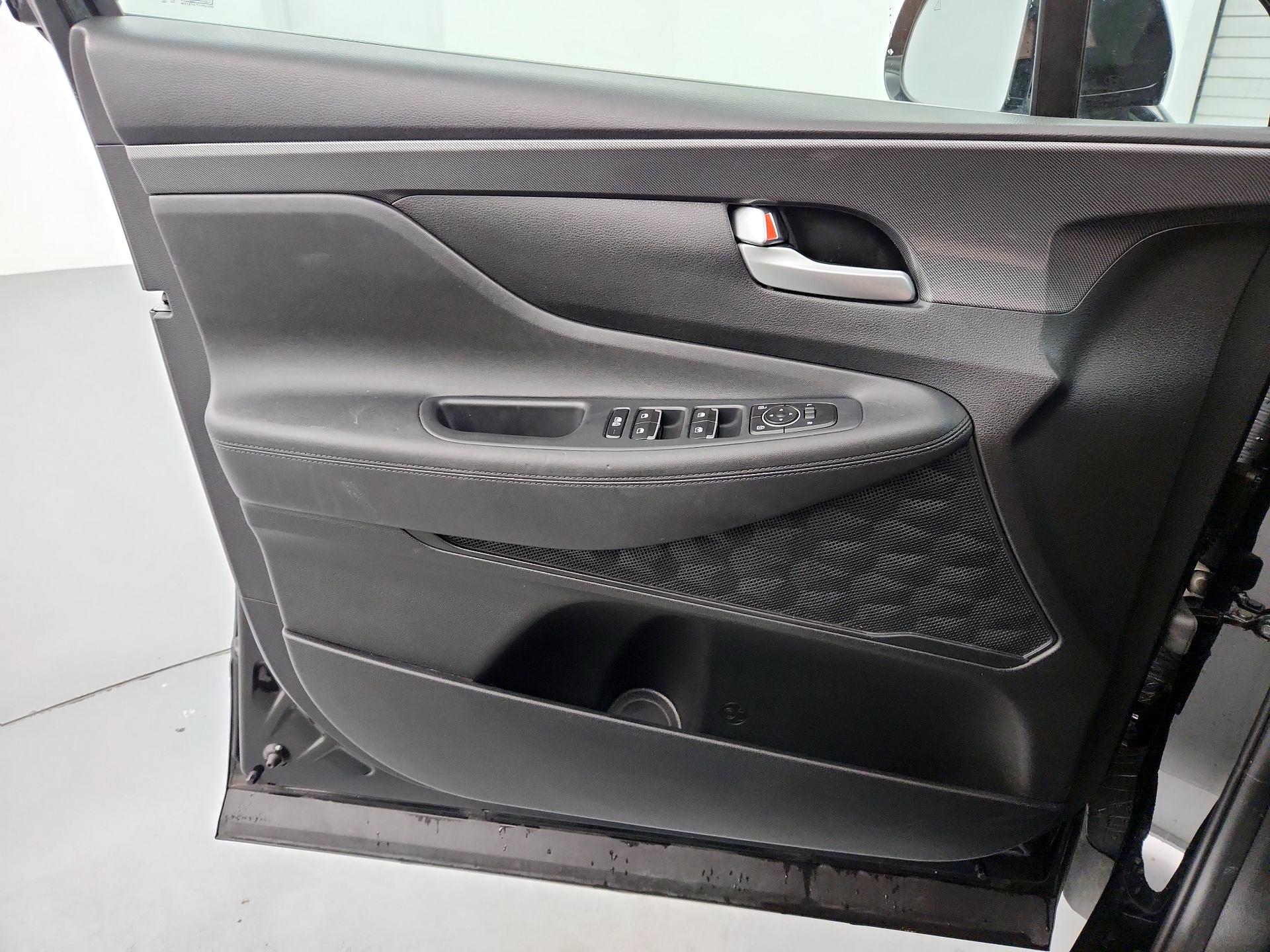 Thumbnail: 2023 Hyundai Santa Fe - 12