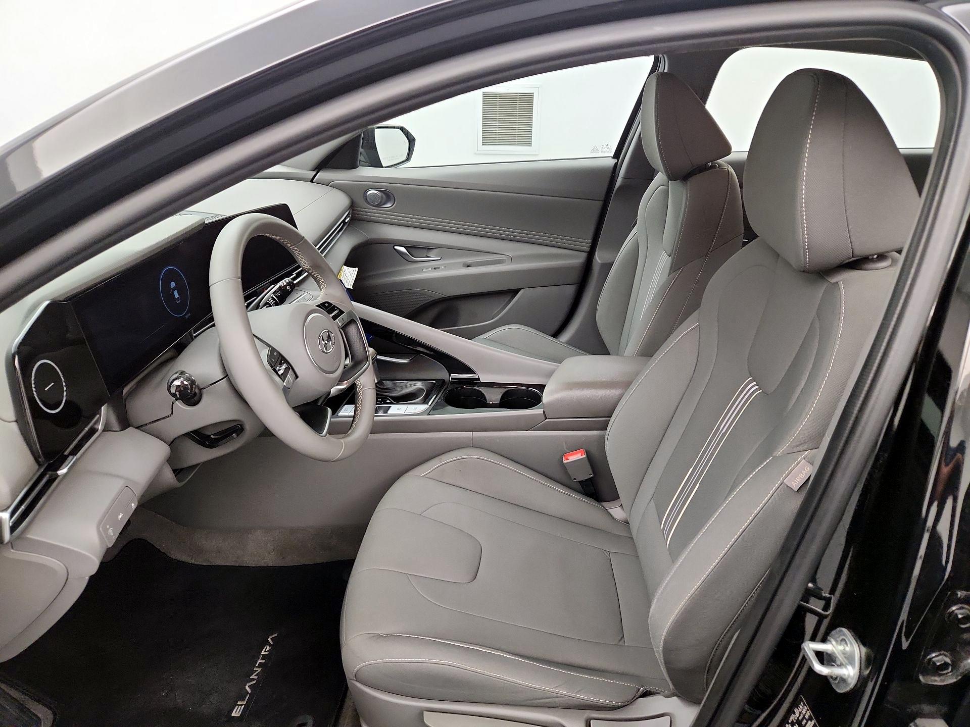 Thumbnail: 2023 Hyundai Elantra - 11