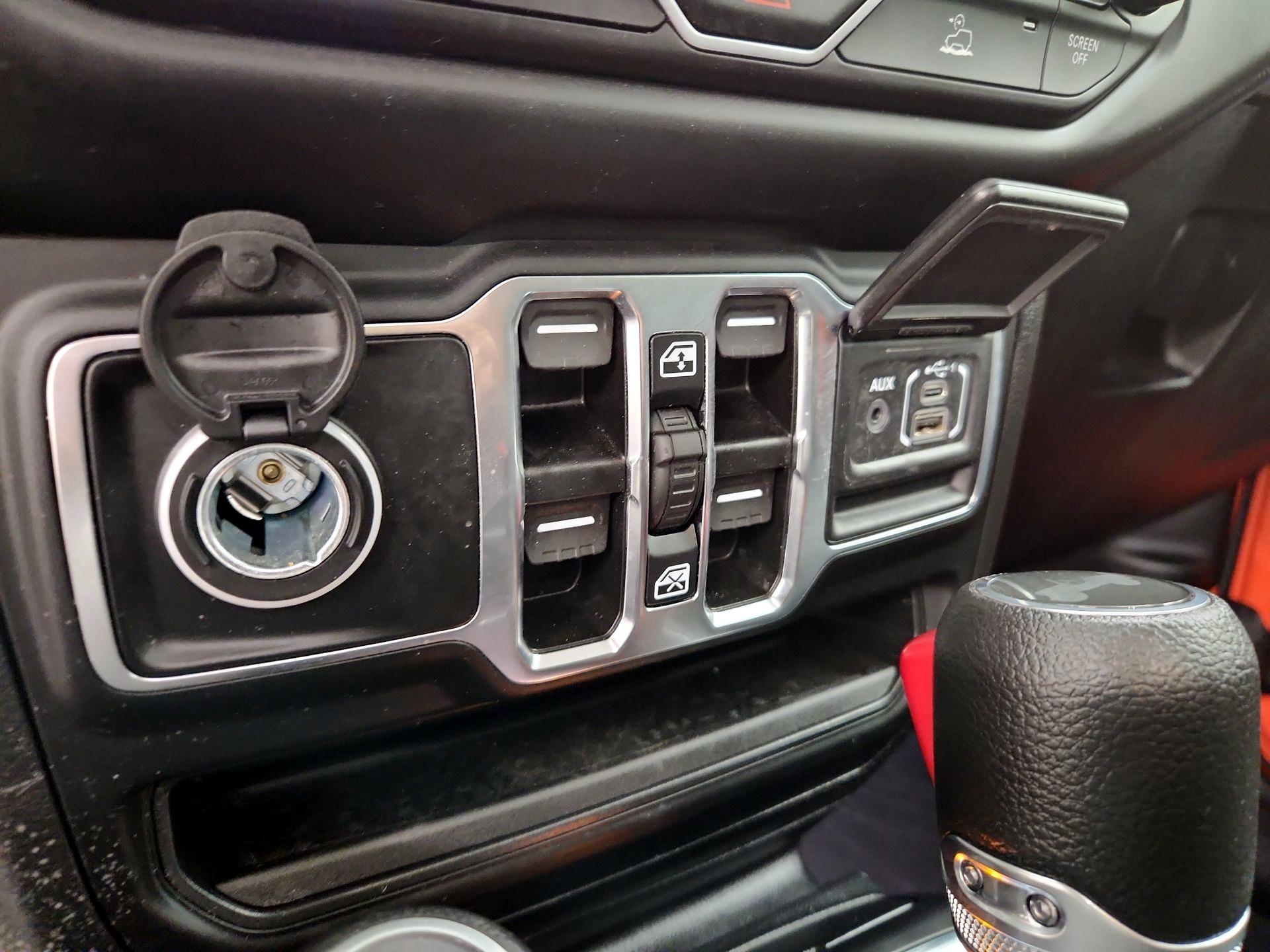 Thumbnail: 2023 Jeep Wrangler - 19