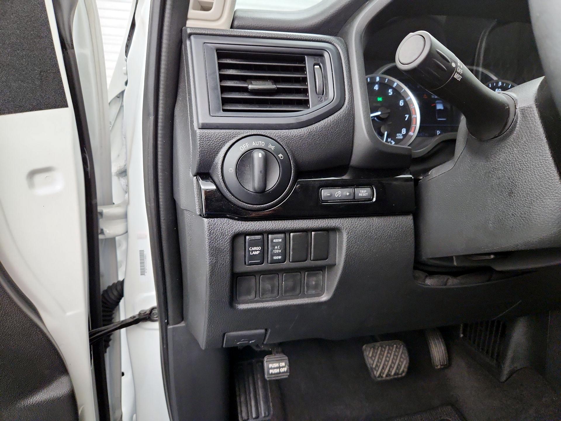Thumbnail: 2024 Nissan Titan - 13