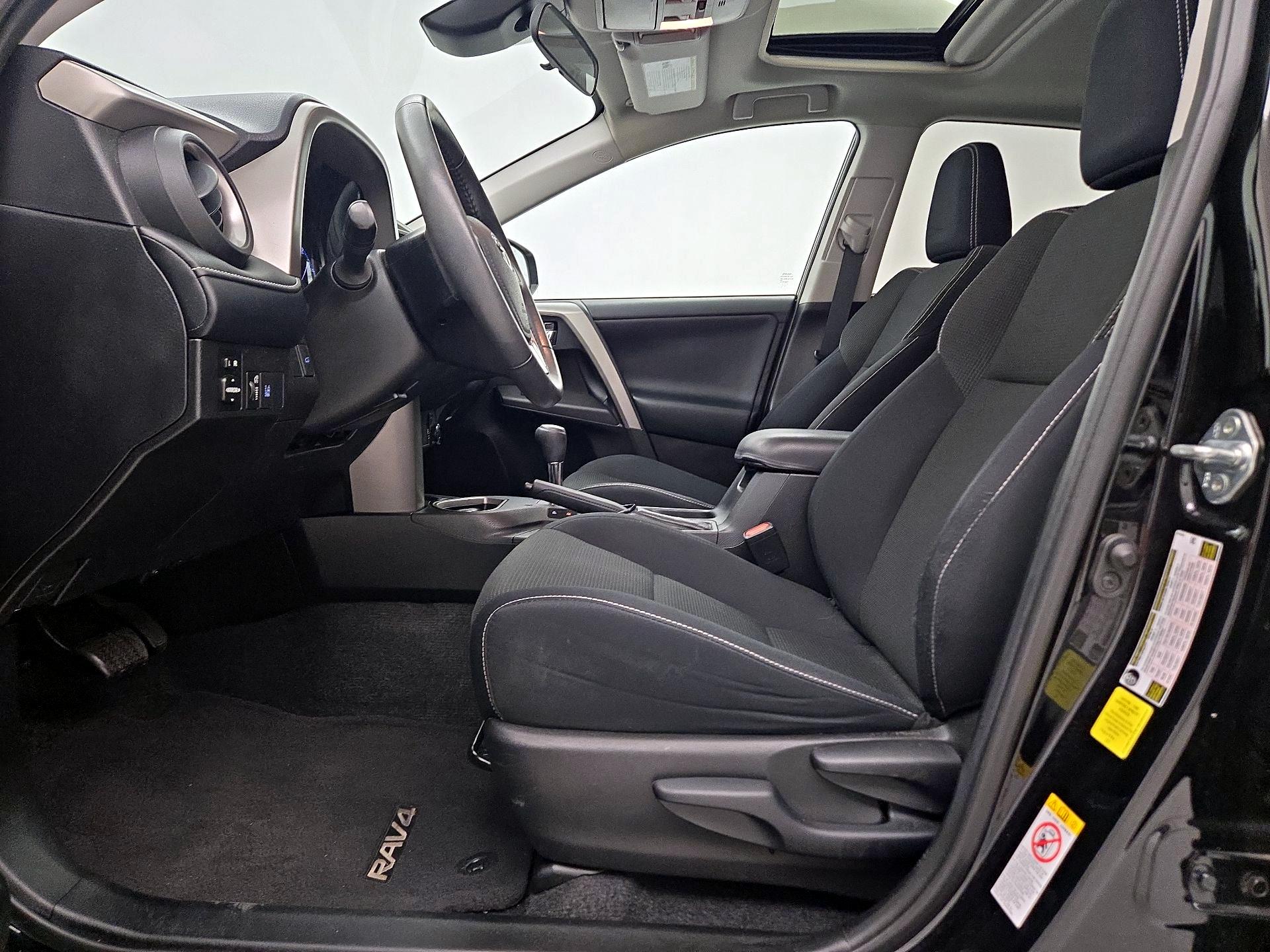 Thumbnail: 2017 Toyota RAV4 - 11