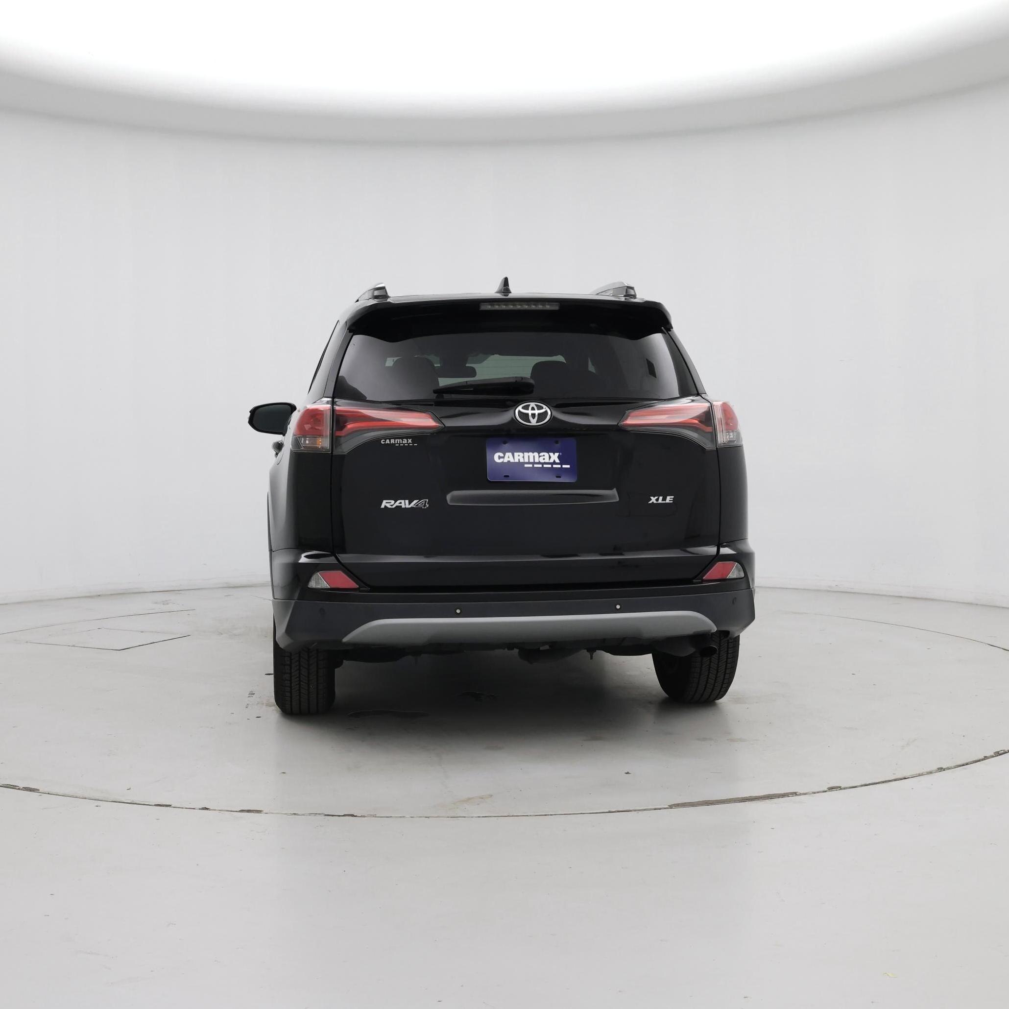Thumbnail: 2017 Toyota RAV4 - 6