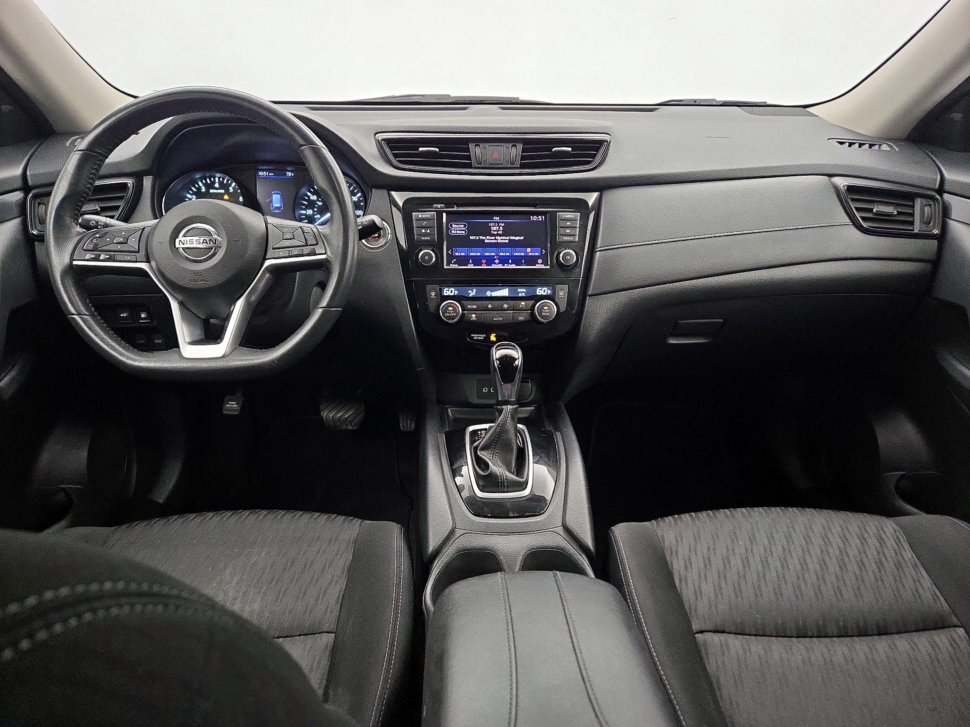 Thumbnail: 2018 Nissan Rogue - 9