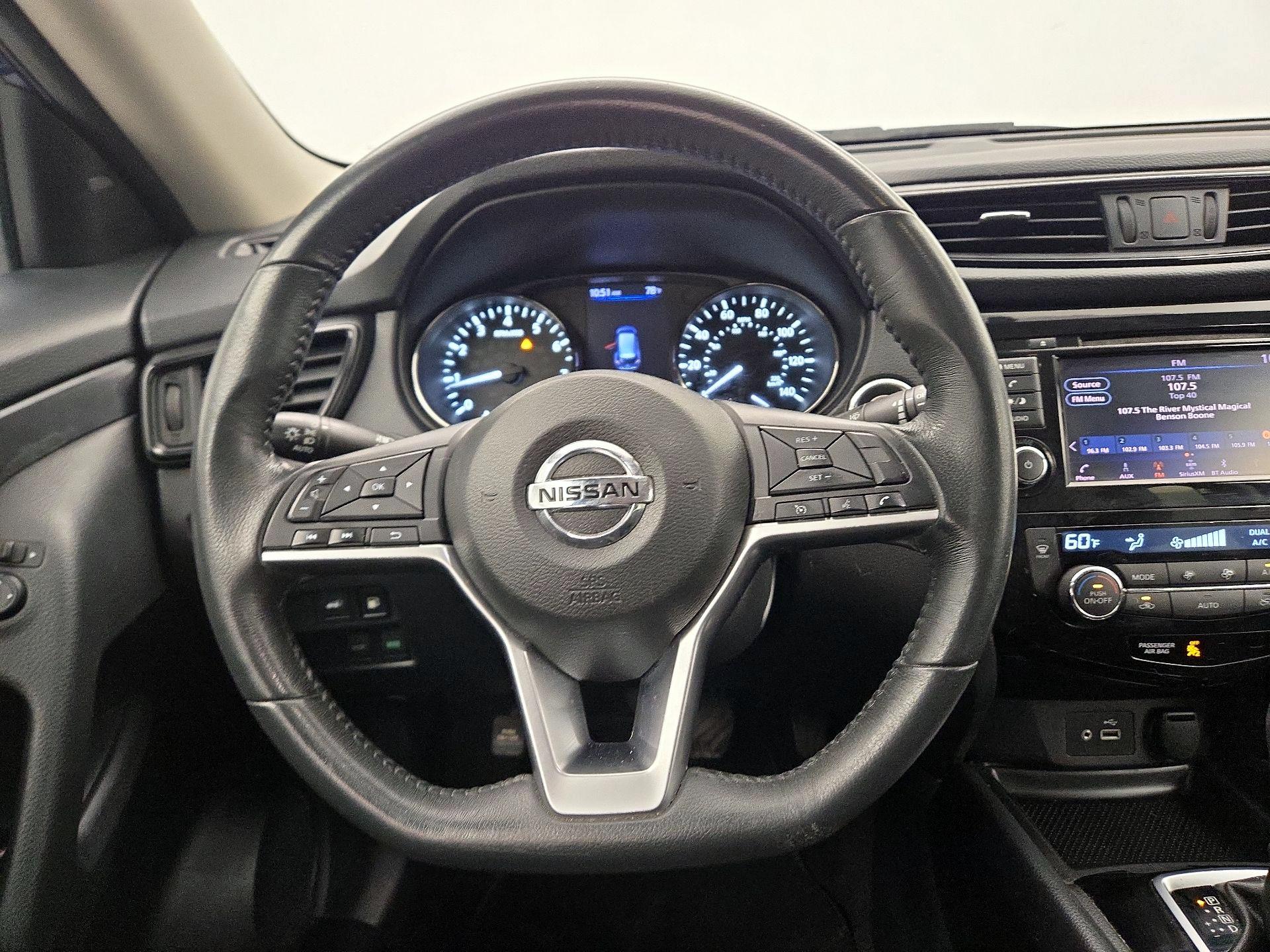 Thumbnail: 2018 Nissan Rogue - 10