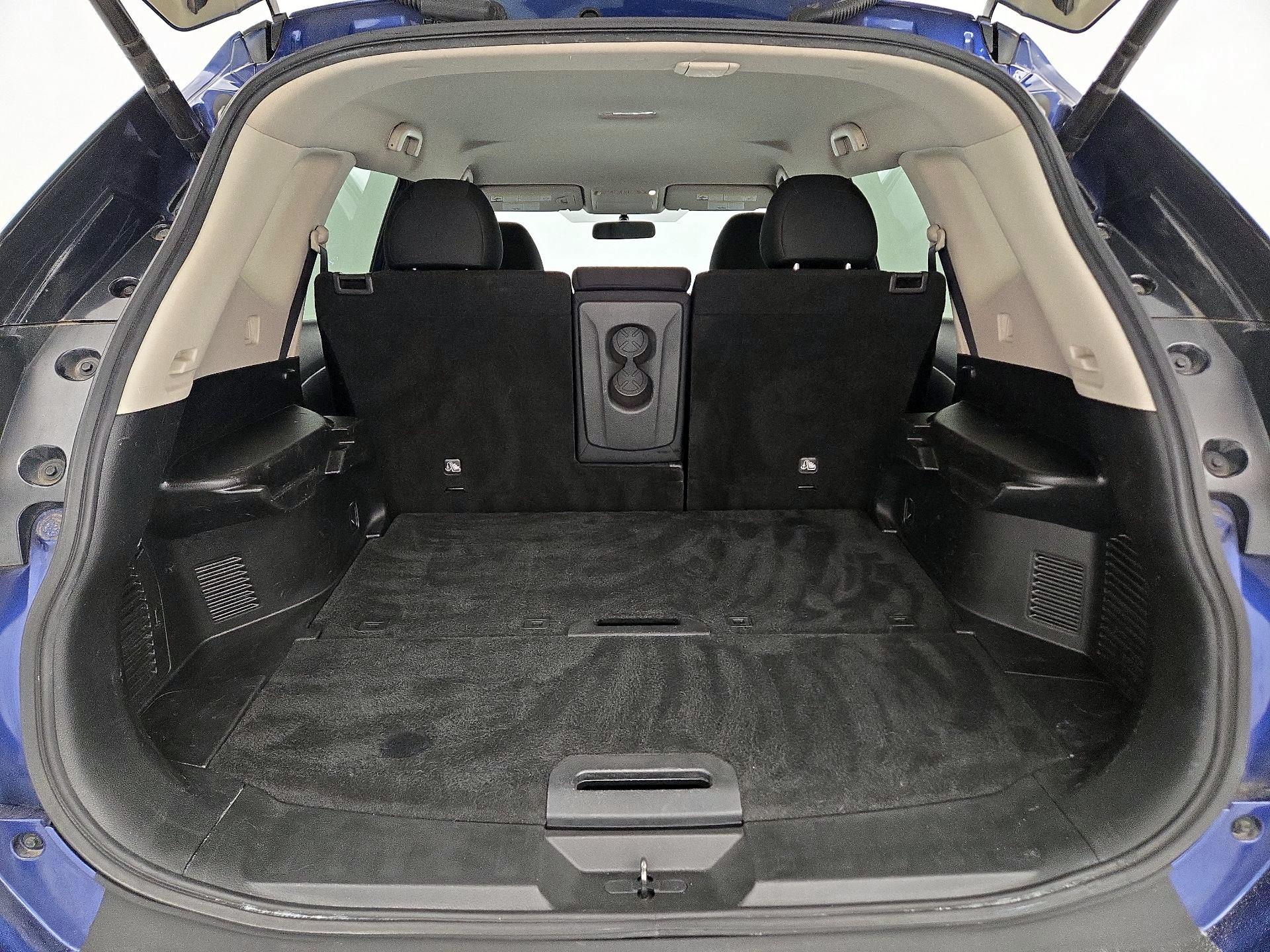 Thumbnail: 2018 Nissan Rogue - 20