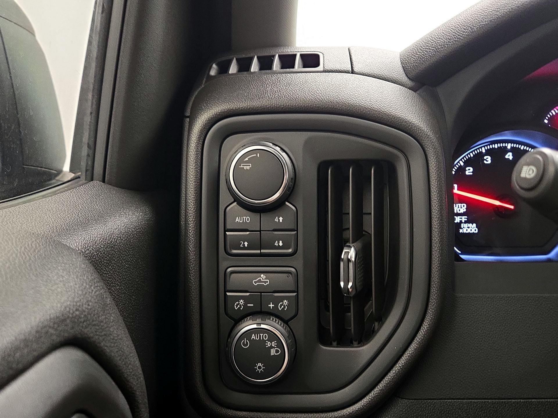 Thumbnail: 2024 Chevrolet Silverado 1500 - 13