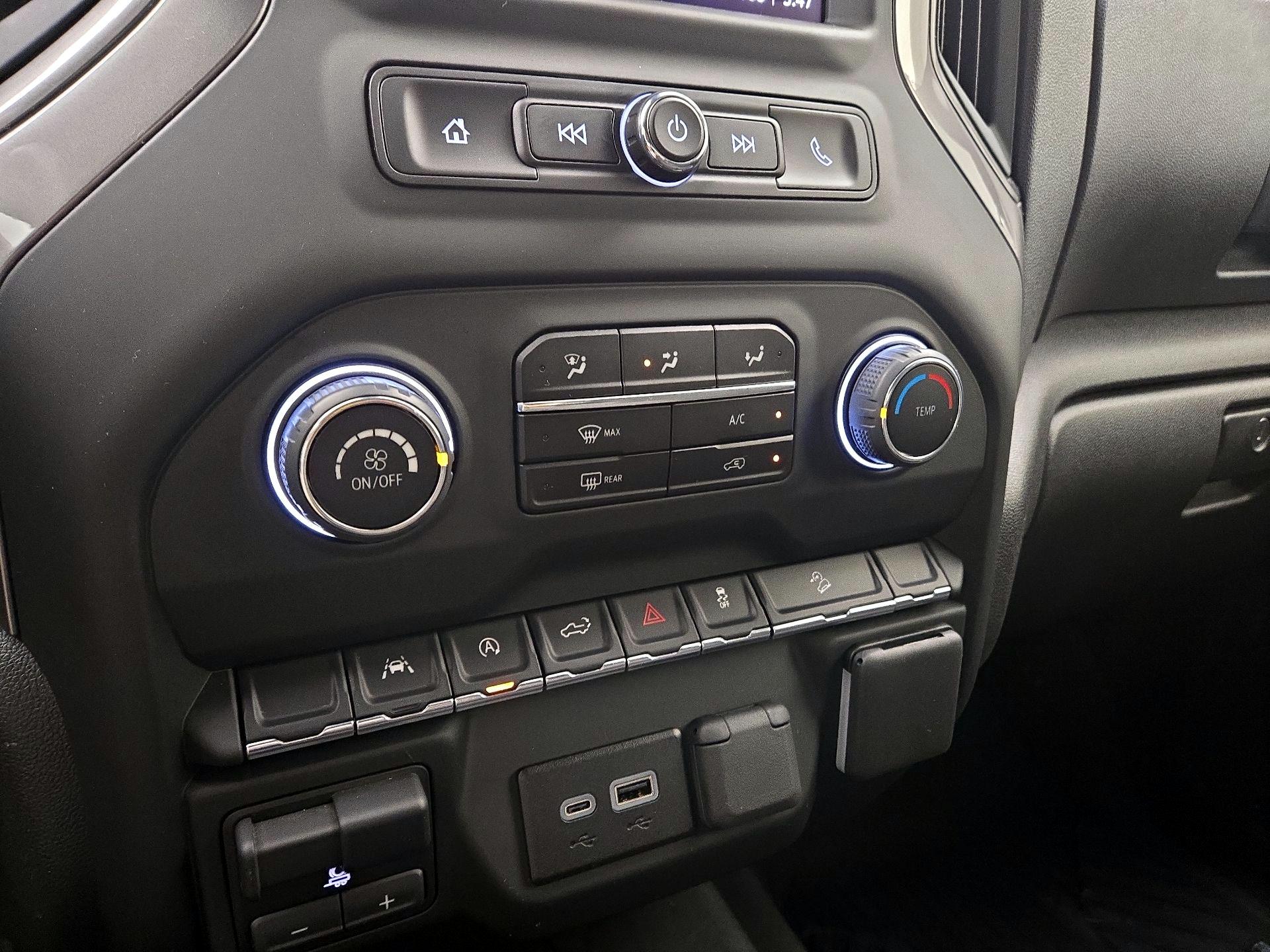 Thumbnail: 2024 Chevrolet Silverado 1500 - 16