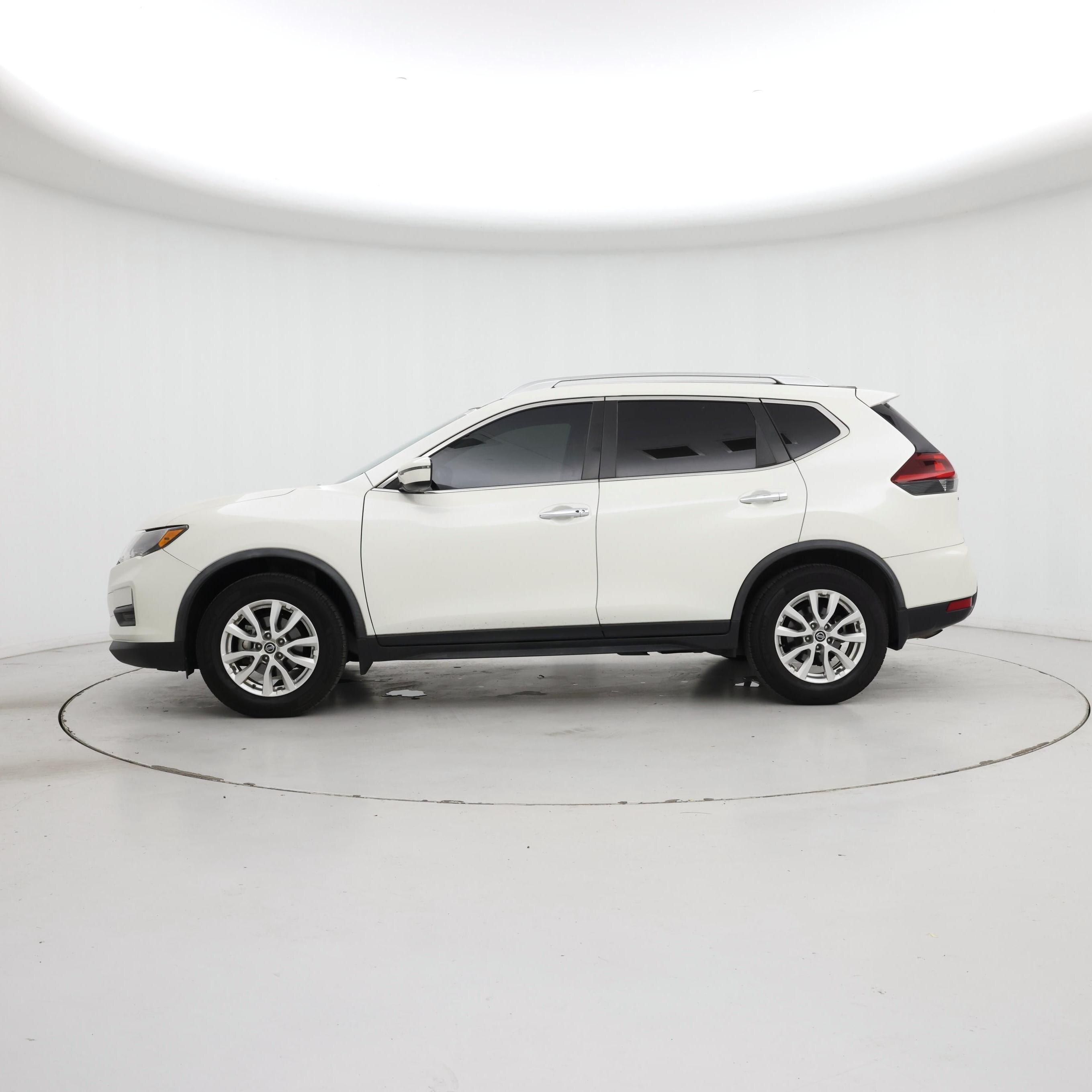Thumbnail: 2020 Nissan Rogue - 3