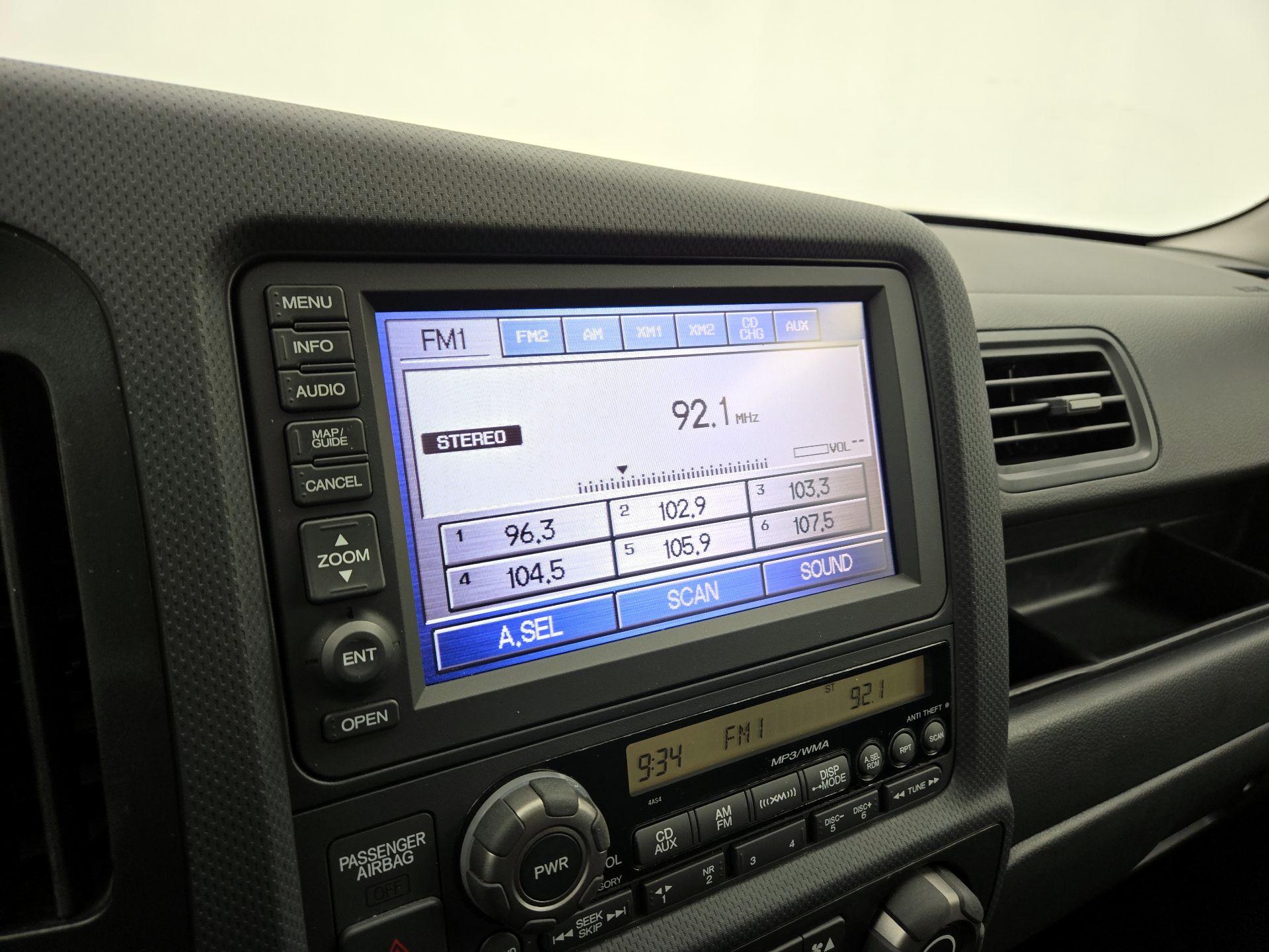 Thumbnail: 2014 Honda Ridgeline - 16