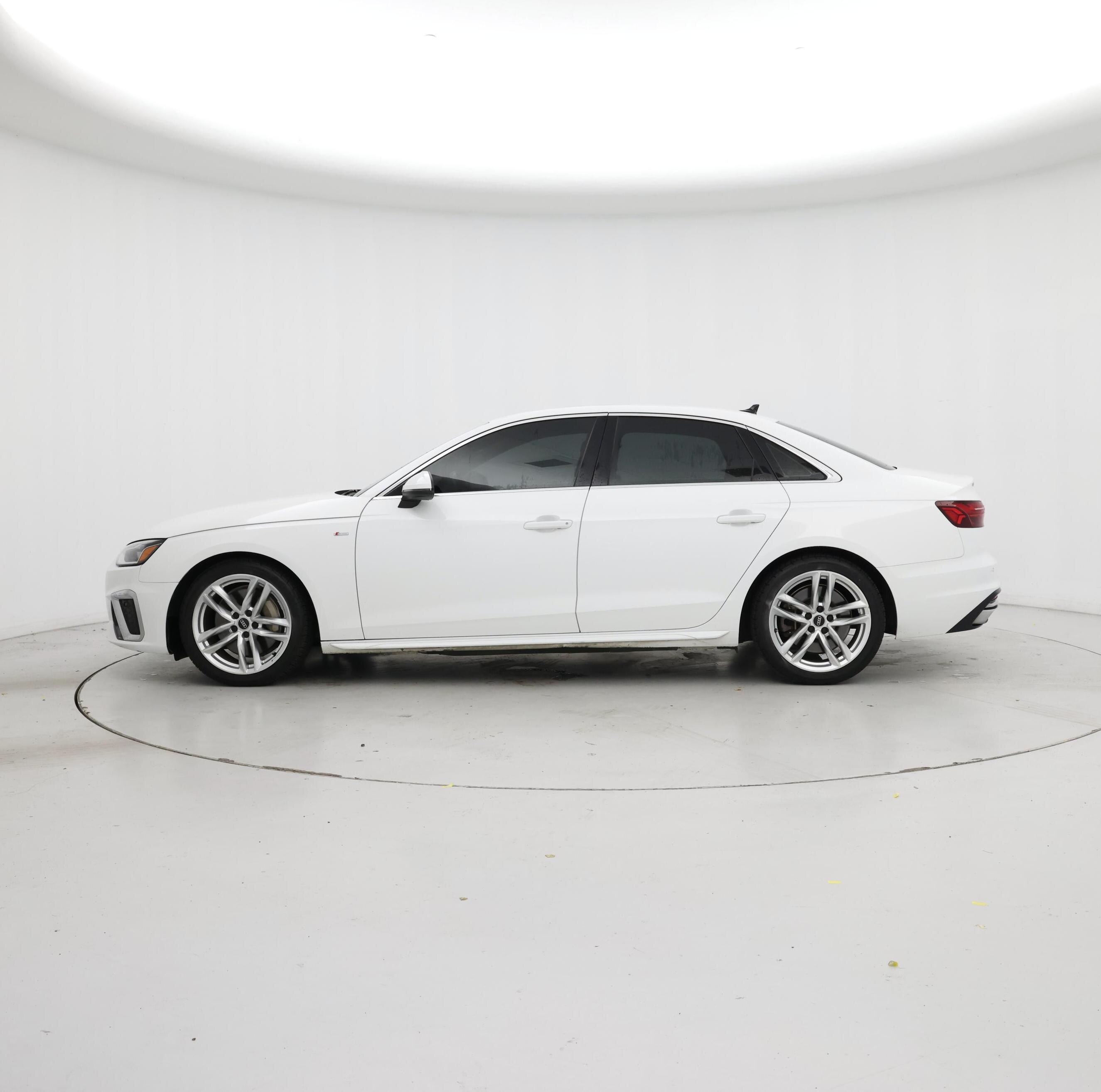 Thumbnail: 2022 Audi A4 - 3