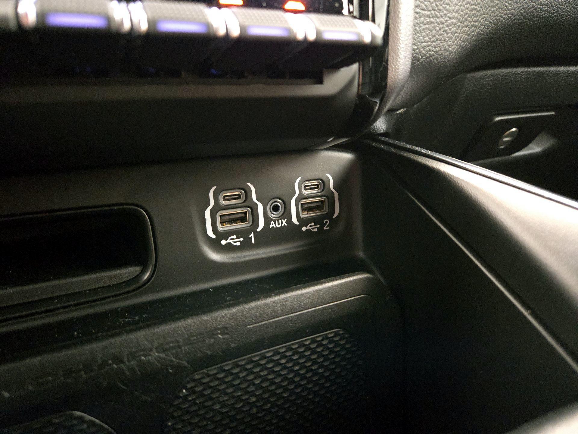 Thumbnail: 2024 RAM 1500 - 19