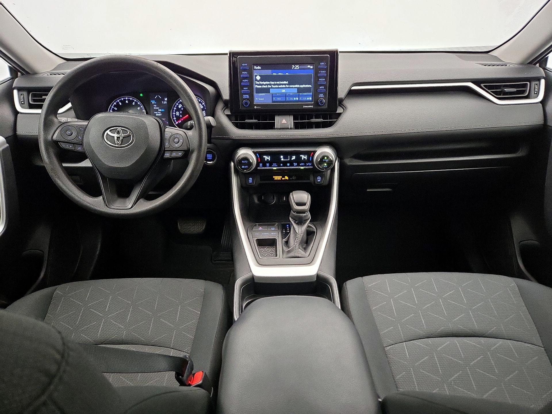 Thumbnail: 2021 Toyota RAV4 - 9