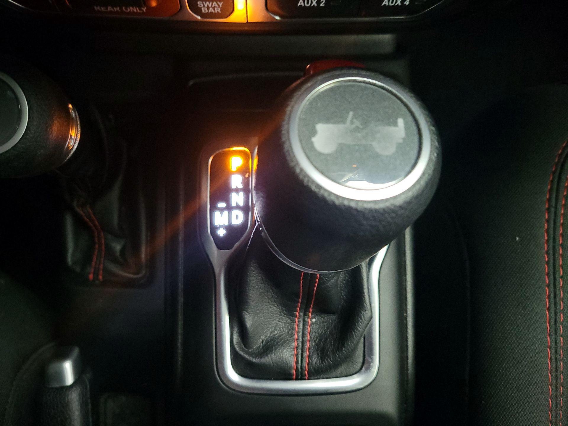 Thumbnail: 2021 Jeep Wrangler - 18