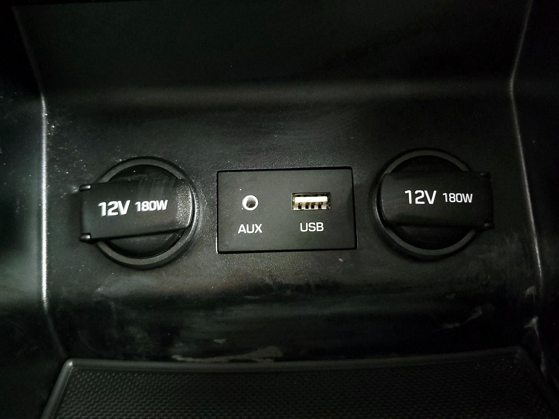 Thumbnail: 2020 Hyundai Elantra - 18