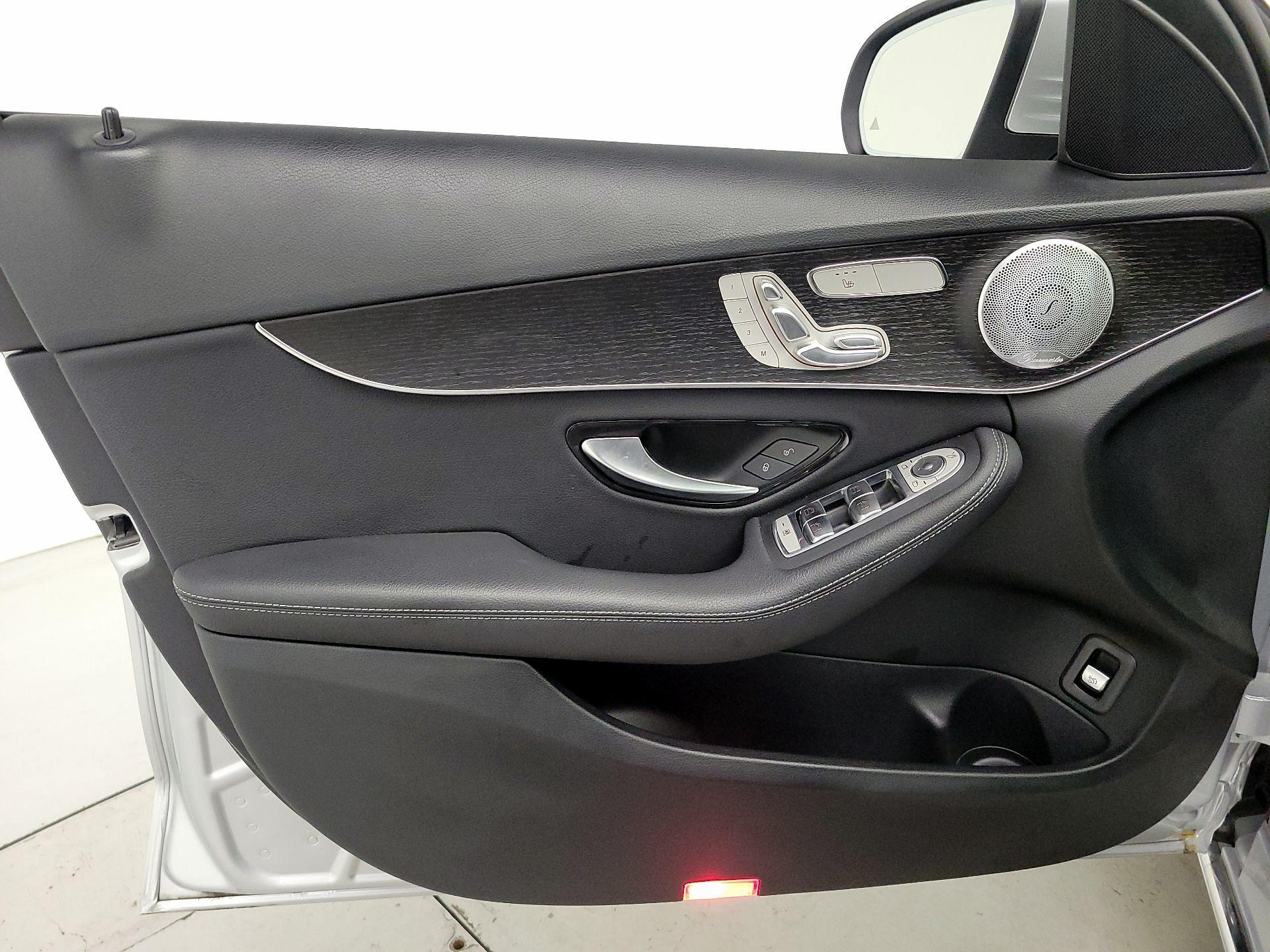 Thumbnail: 2021 Mercedes-Benz C-Class - 12