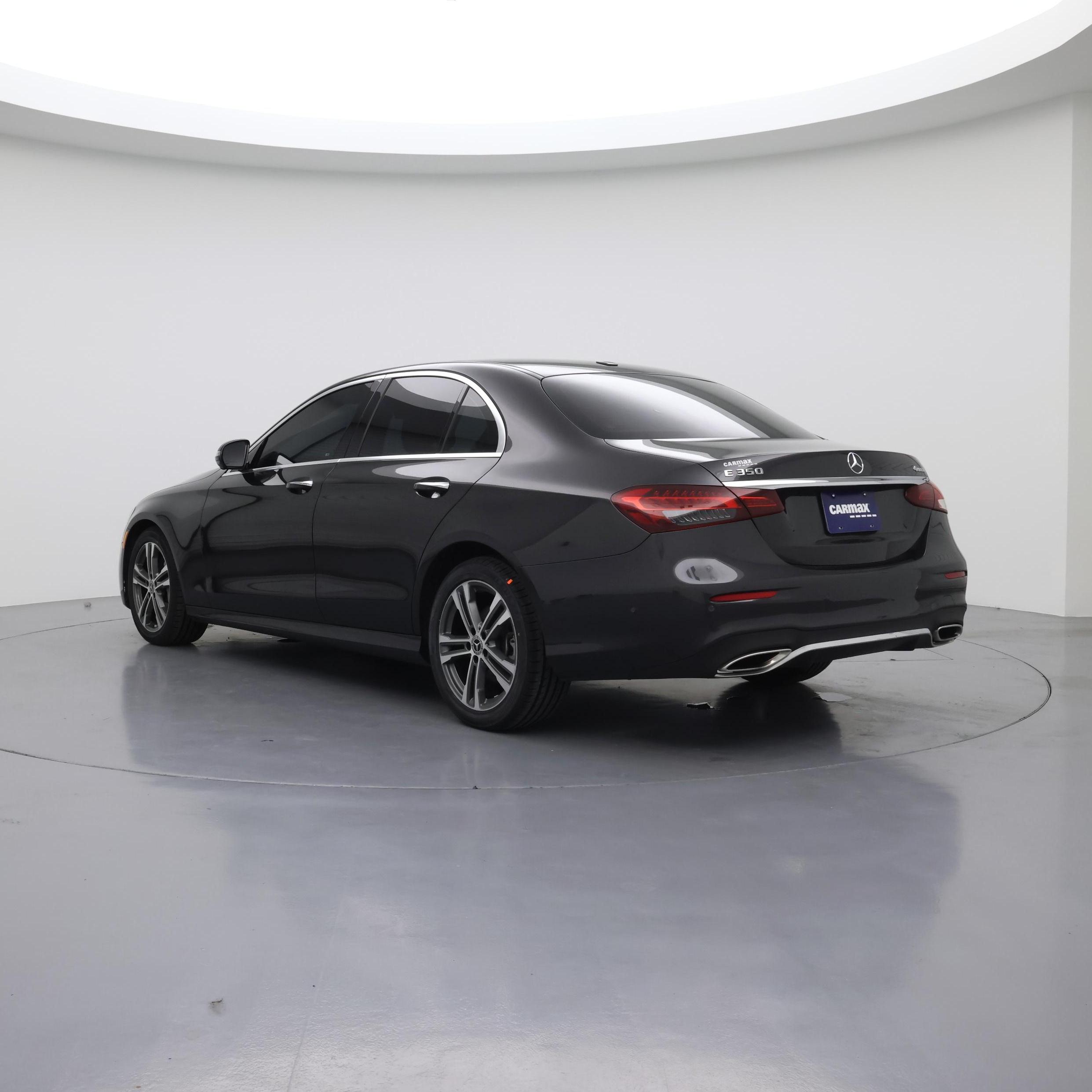 Thumbnail: 2023 Mercedes-Benz E-Class - 2