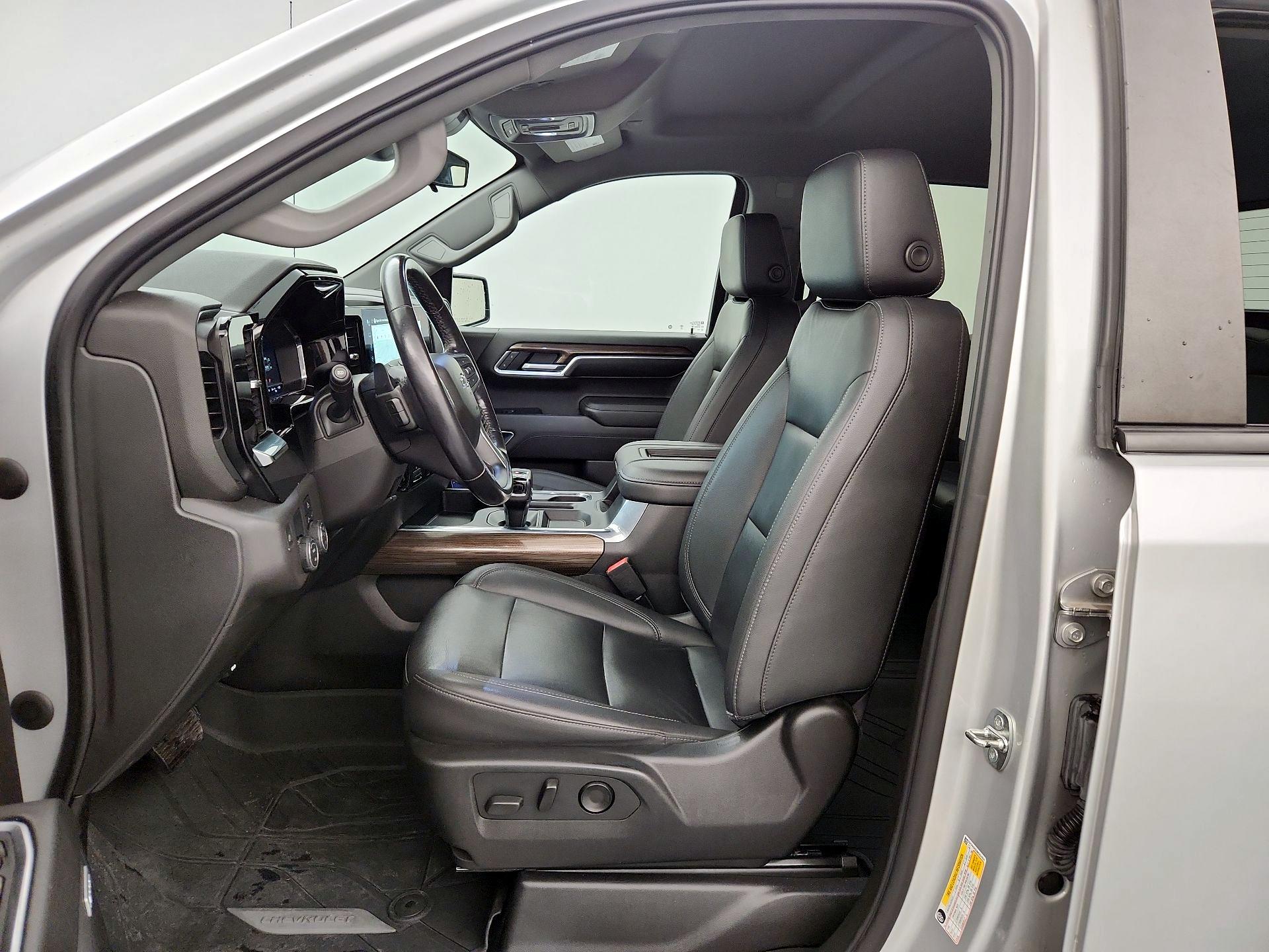 Thumbnail: 2022 Chevrolet Silverado 1500 - 11