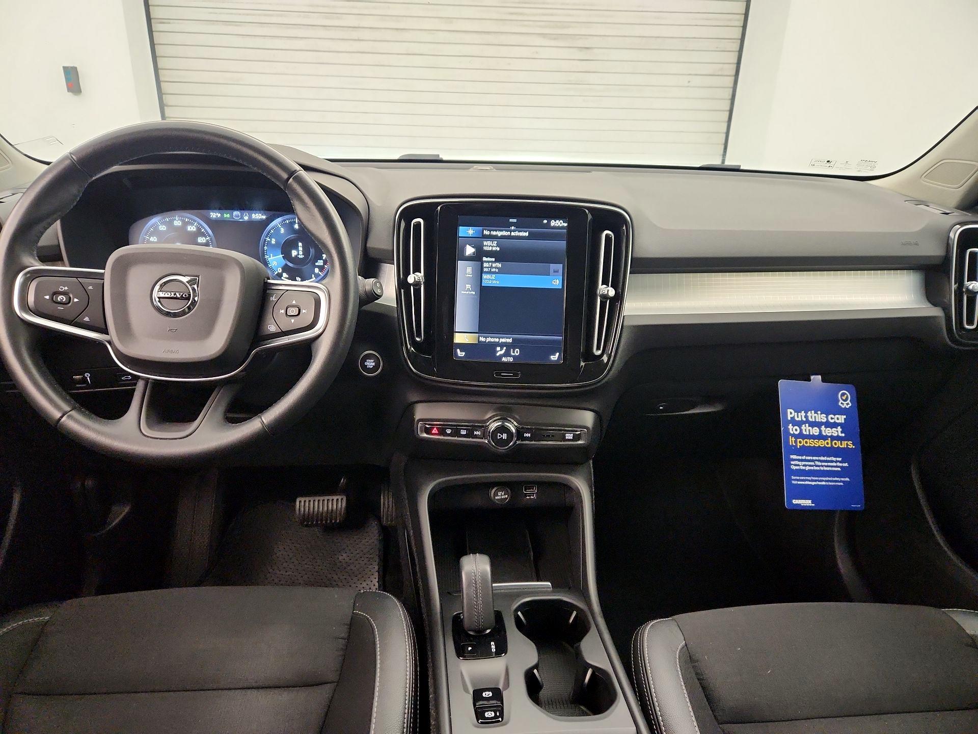 Thumbnail: 2020 Volvo XC40 - 9