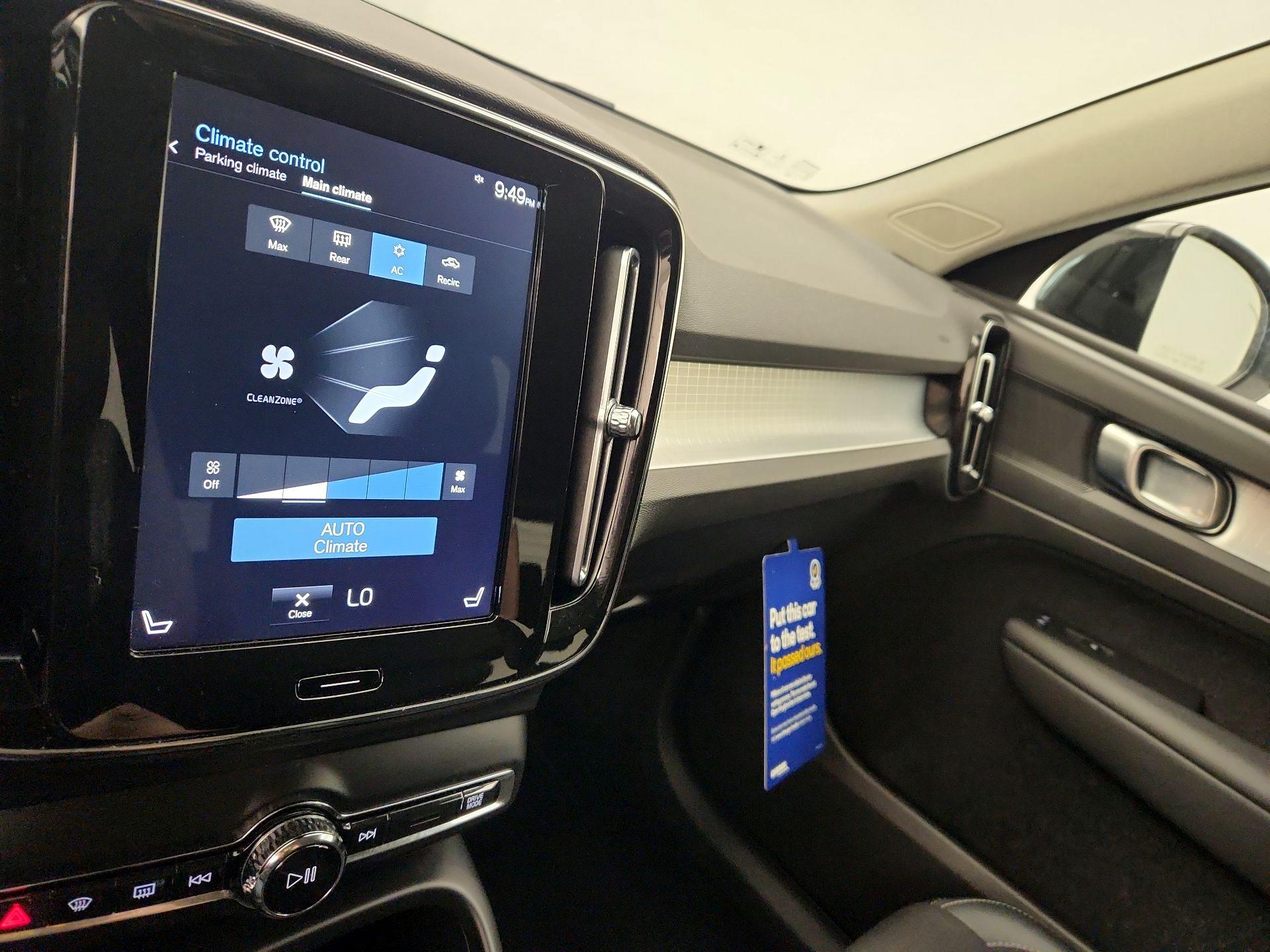 Thumbnail: 2020 Volvo XC40 - 15