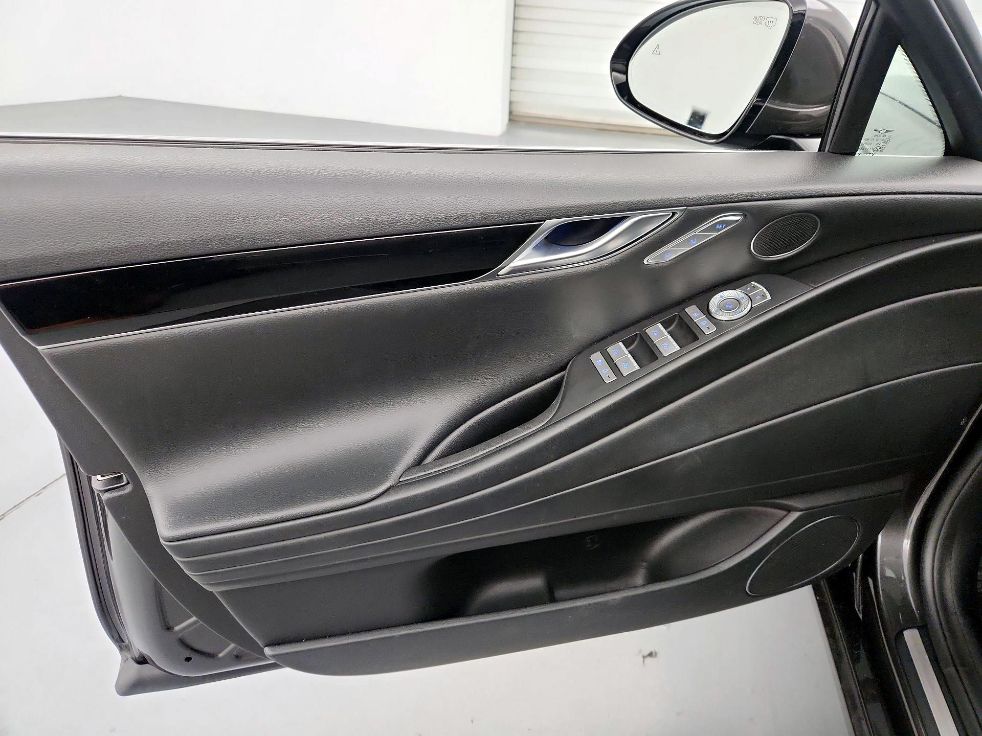 Thumbnail: 2024 Genesis G80 - 12