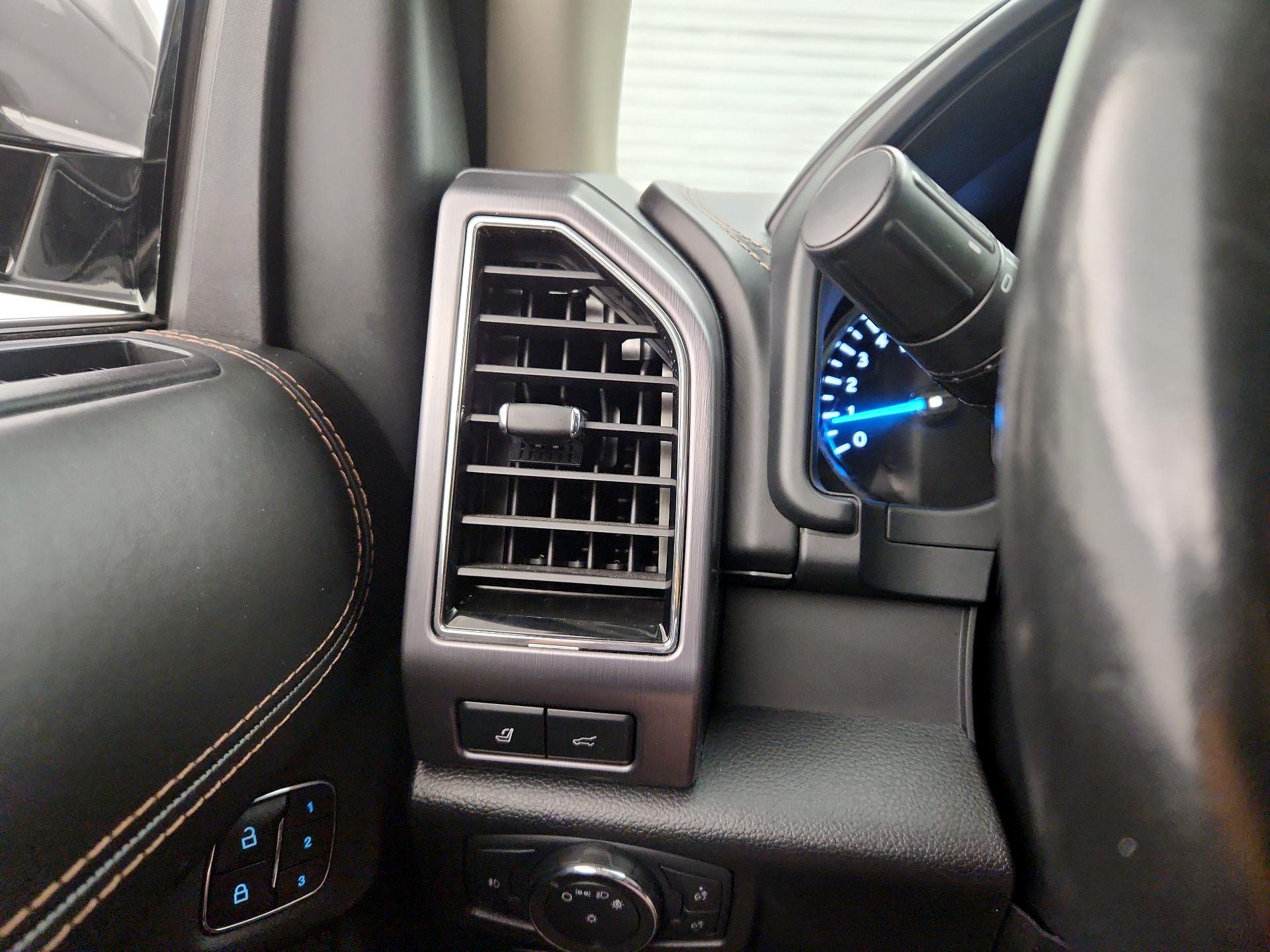 Thumbnail: 2021 Ford Expedition - 13