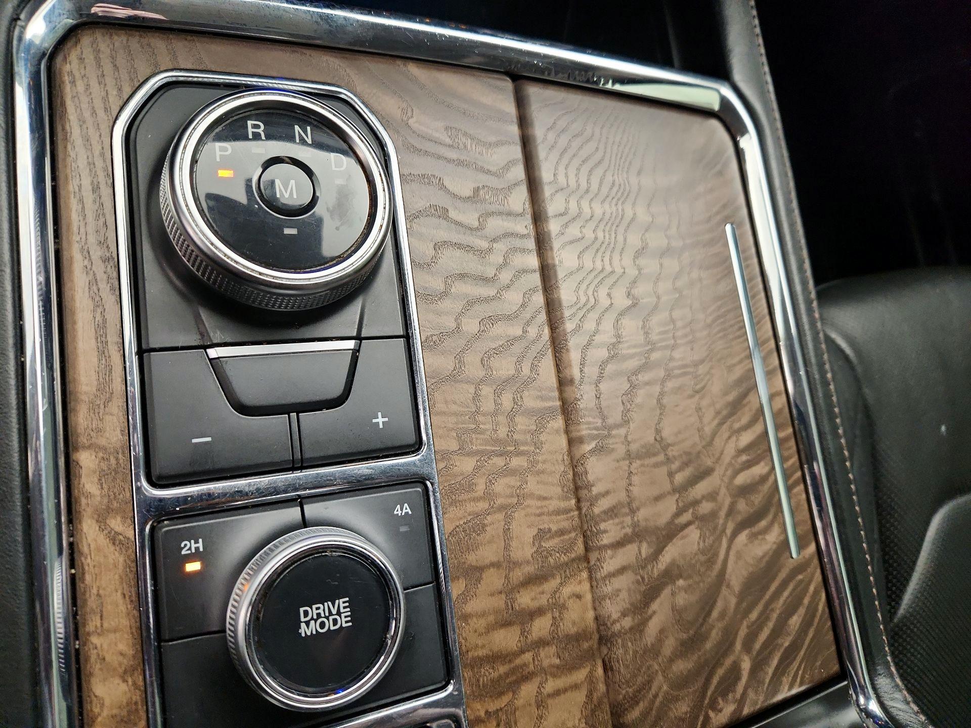 Thumbnail: 2021 Ford Expedition - 18