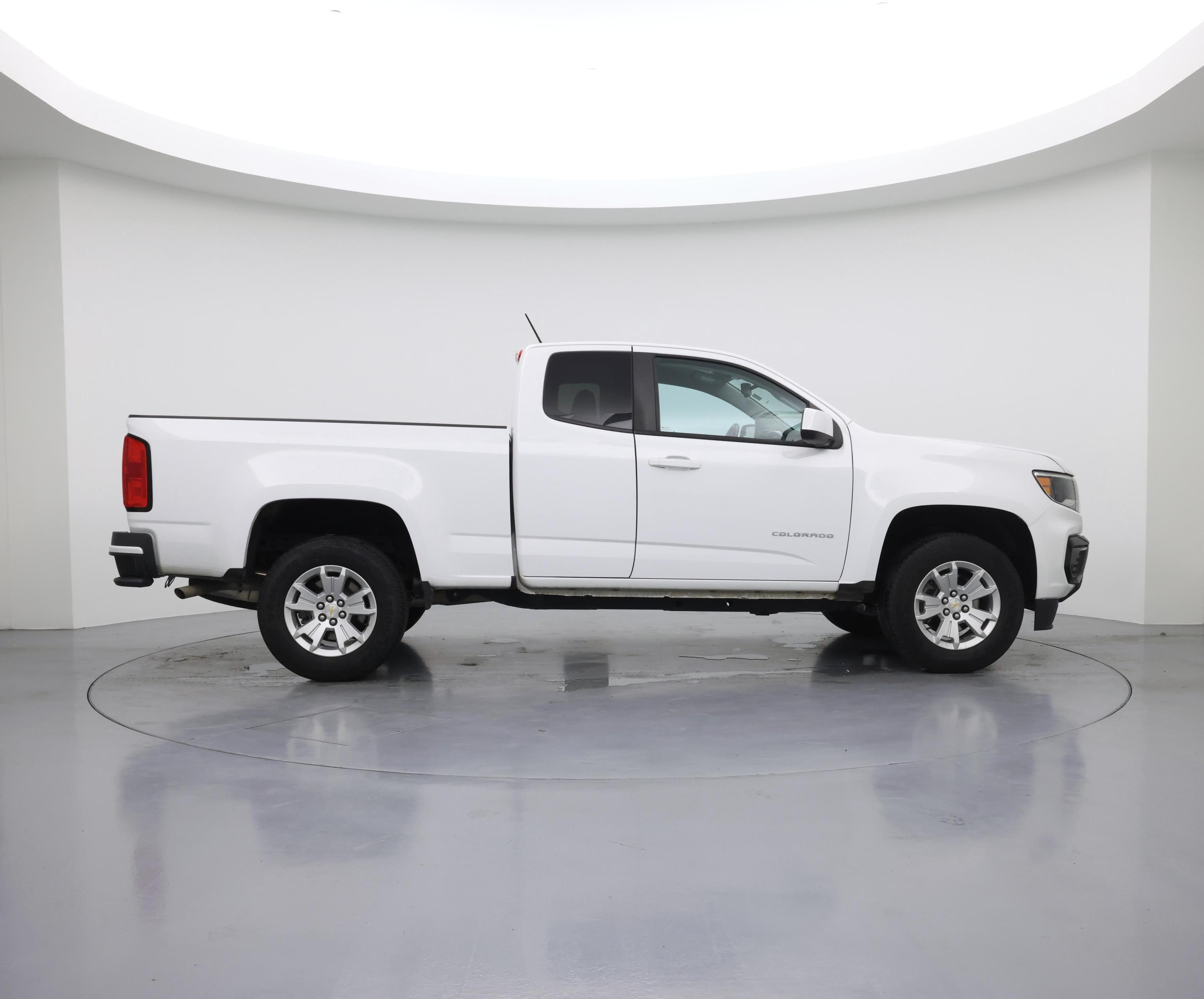 Thumbnail: 2022 Chevrolet Colorado - 7