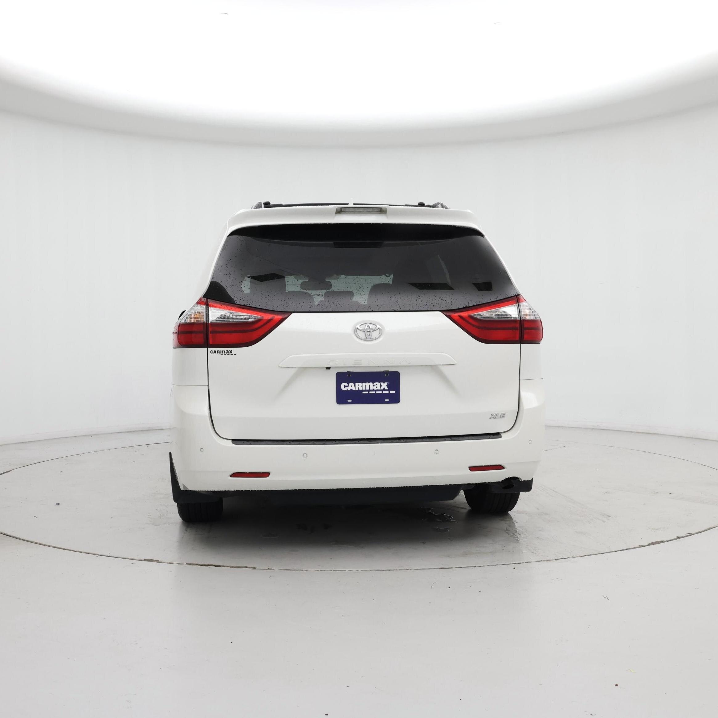 Thumbnail: 2020 Toyota Sienna - 6