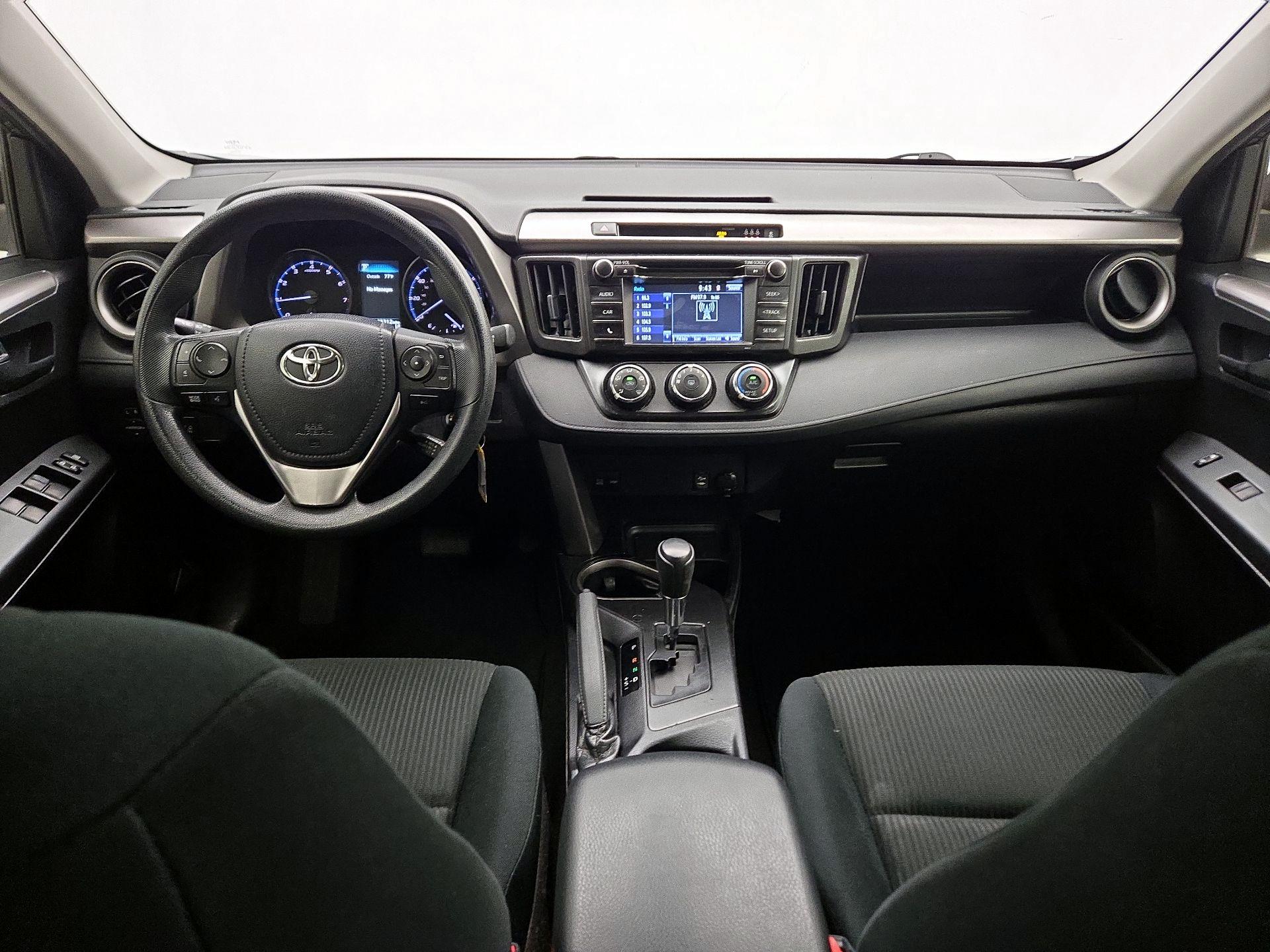 Thumbnail: 2017 Toyota RAV4 - 9