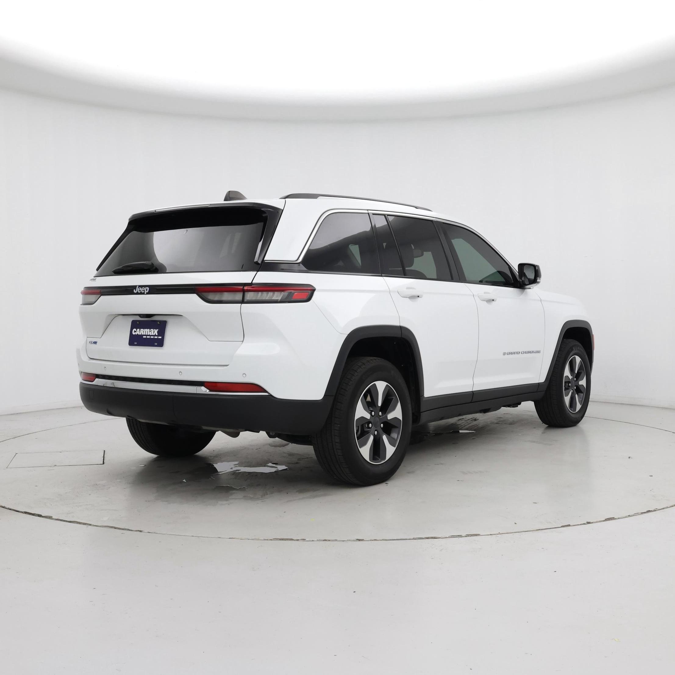 Thumbnail: 2023 Jeep Grand Cherokee - 8