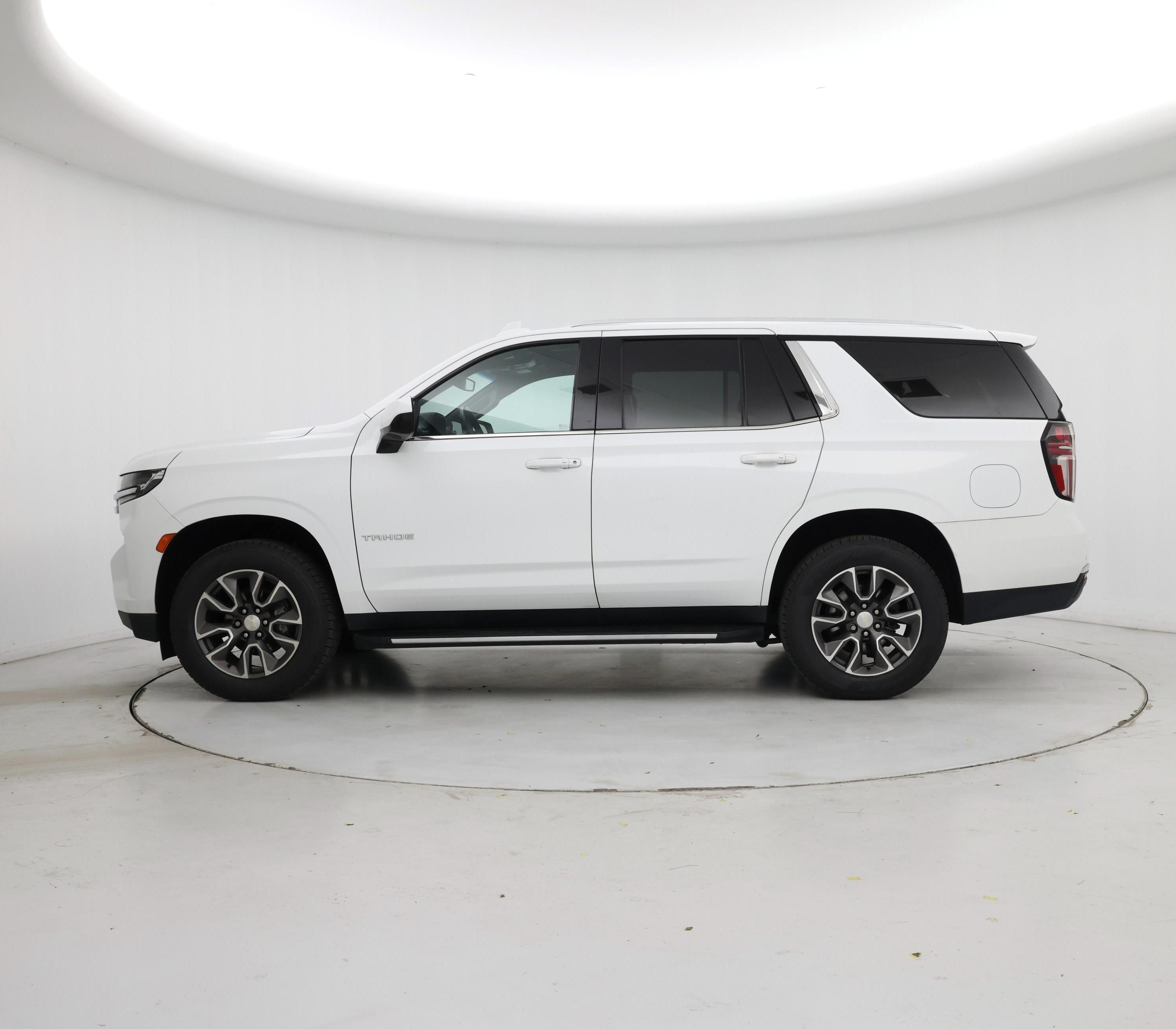 Thumbnail: 2021 Chevrolet Tahoe - 3
