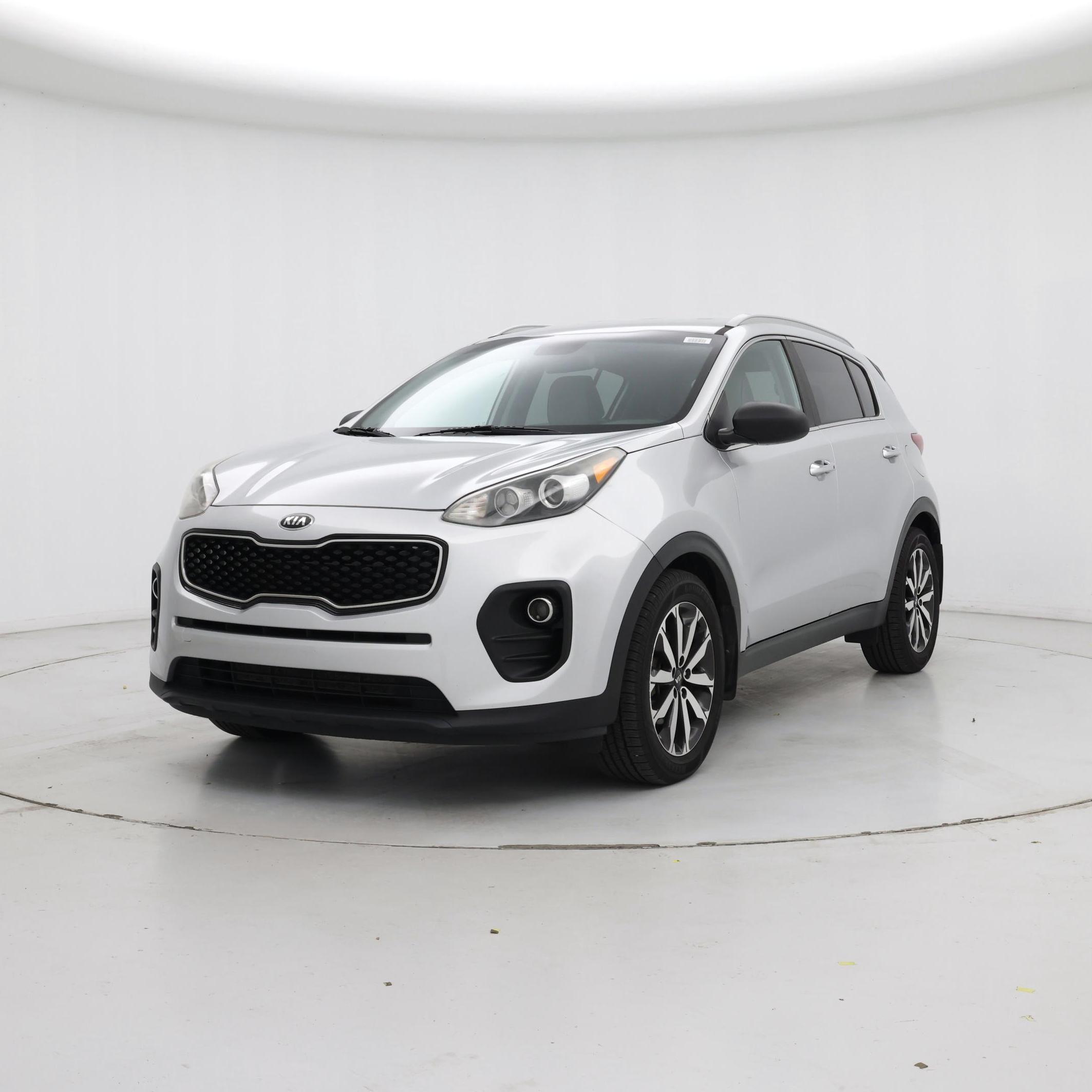 Thumbnail: 2017 Kia Sportage - 4