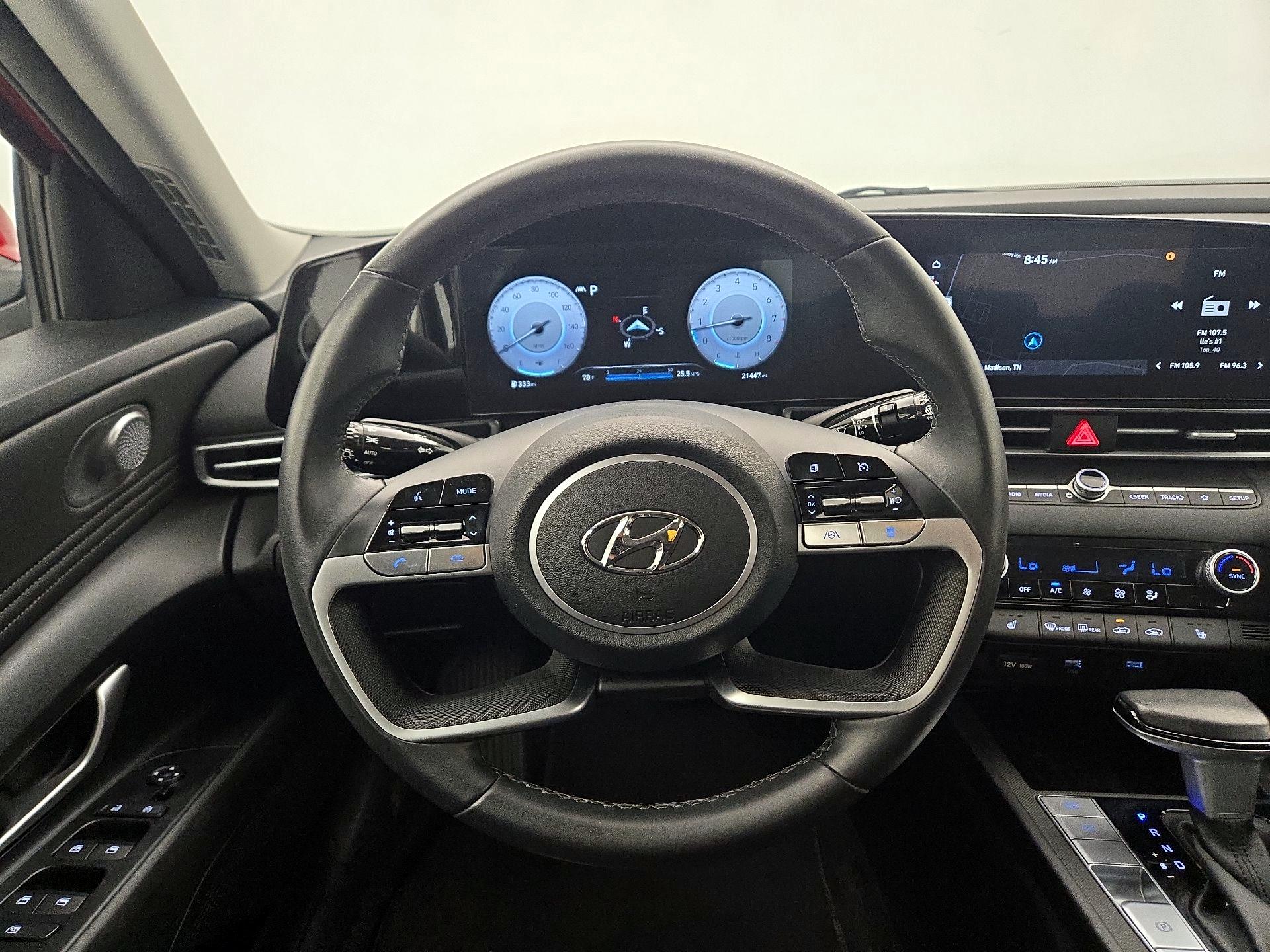 Thumbnail: 2023 Hyundai Elantra - 10