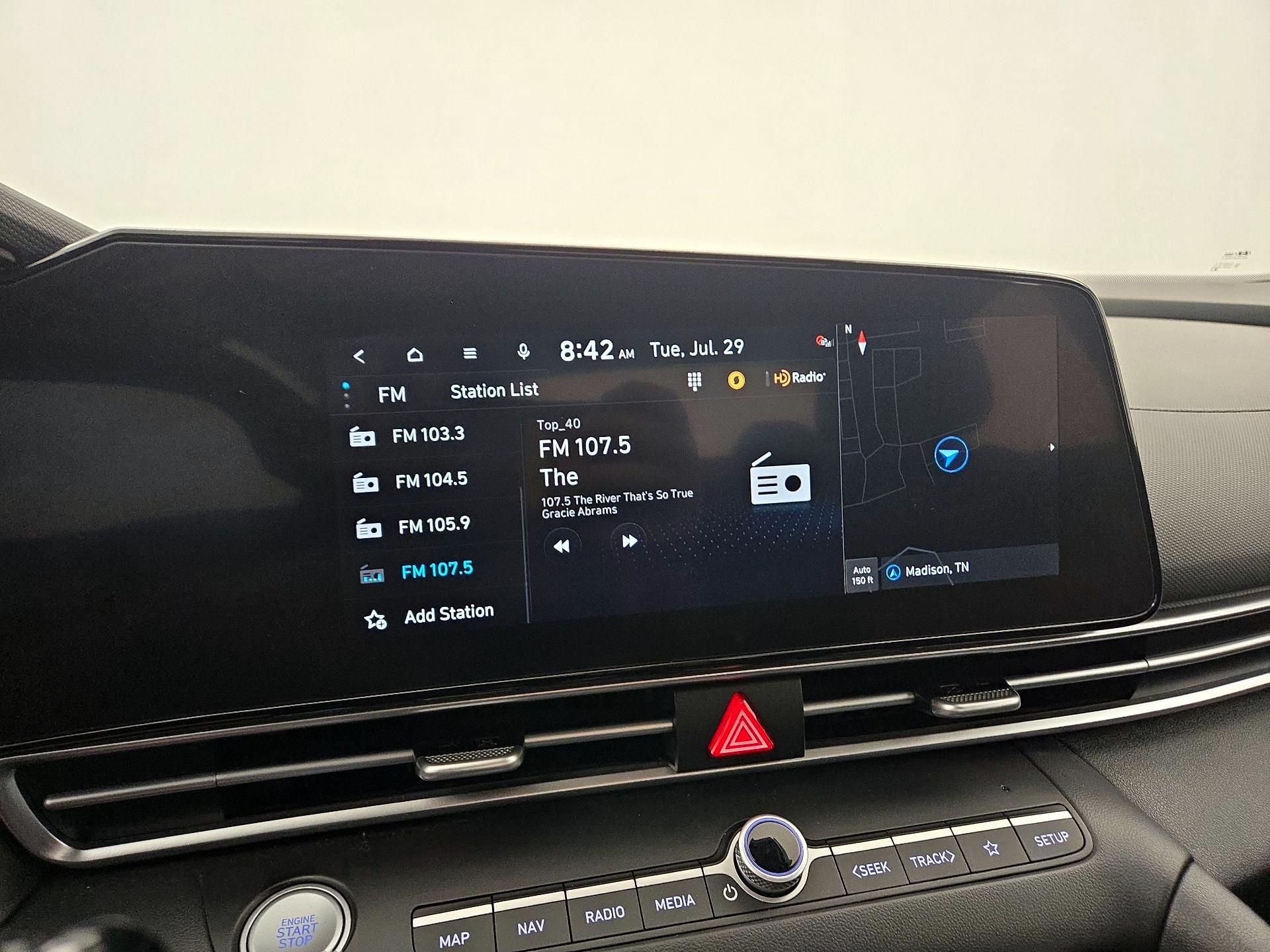 Thumbnail: 2023 Hyundai Elantra - 16
