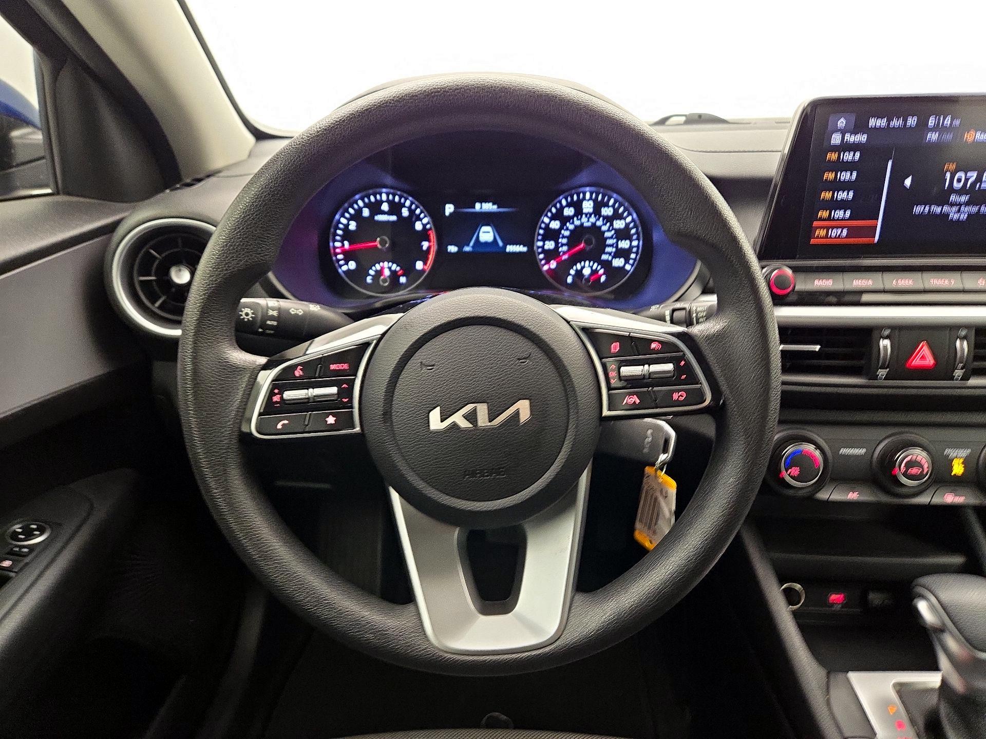Thumbnail: 2023 Kia Forte - 10